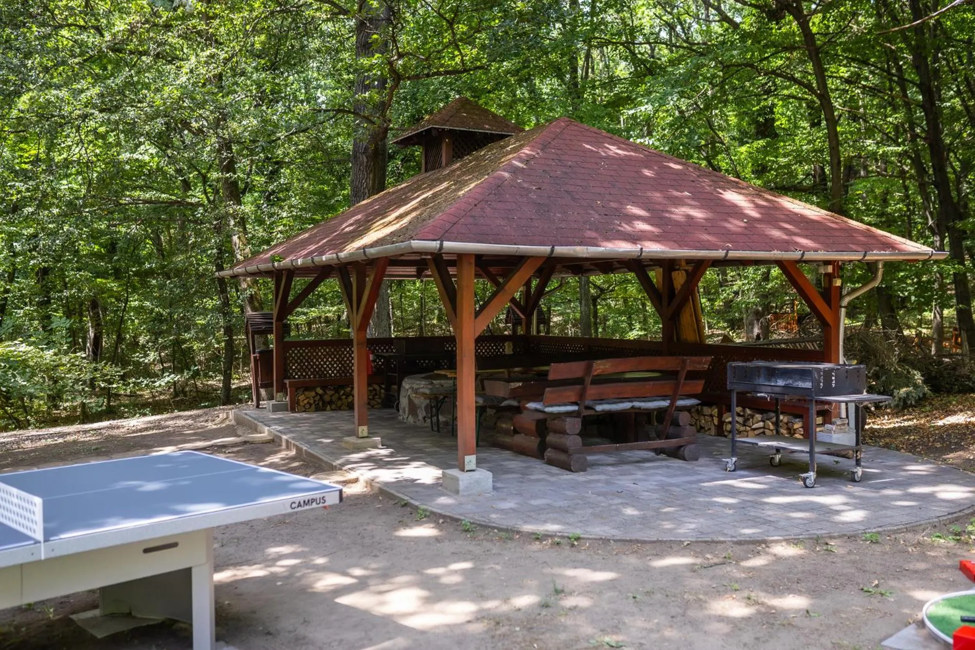 BBQ facilities in 4 Évszak Völgyhotel