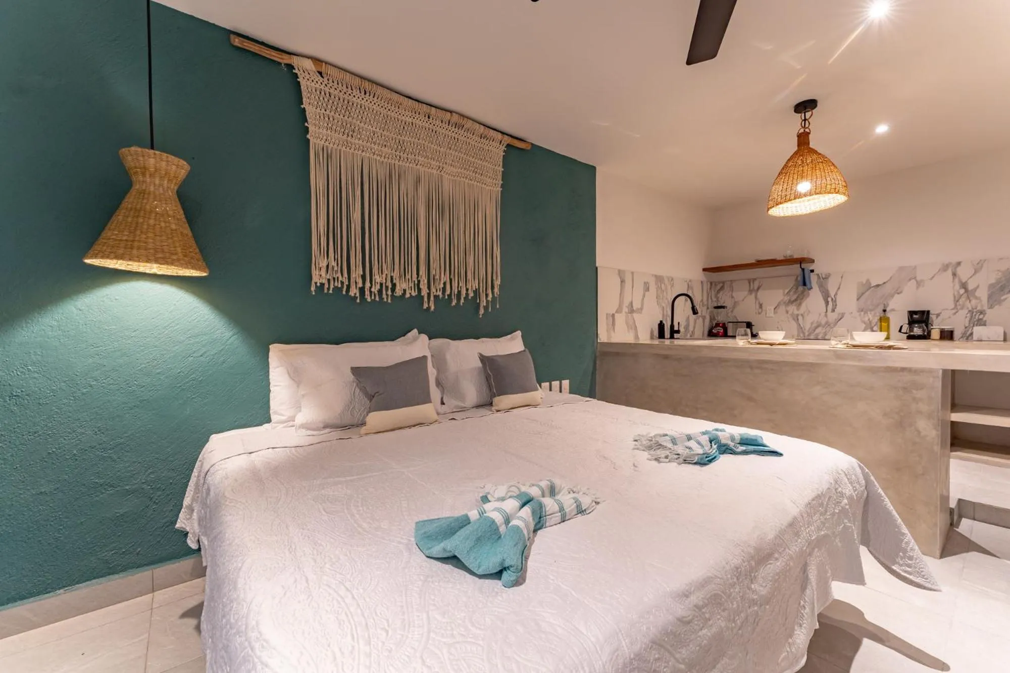 Photo of the whole room, Bed in Casa Yako