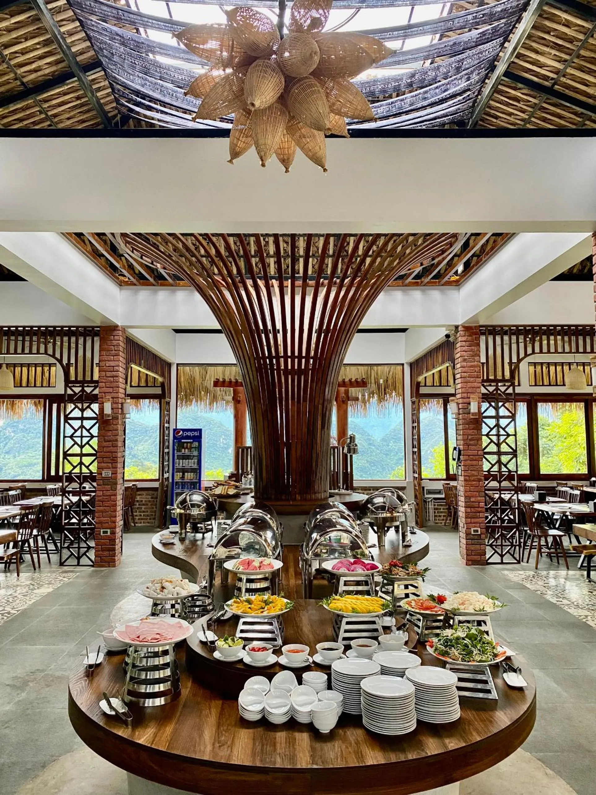 Restaurant/places to eat in PU LUONG BOCBANDI RETREAT