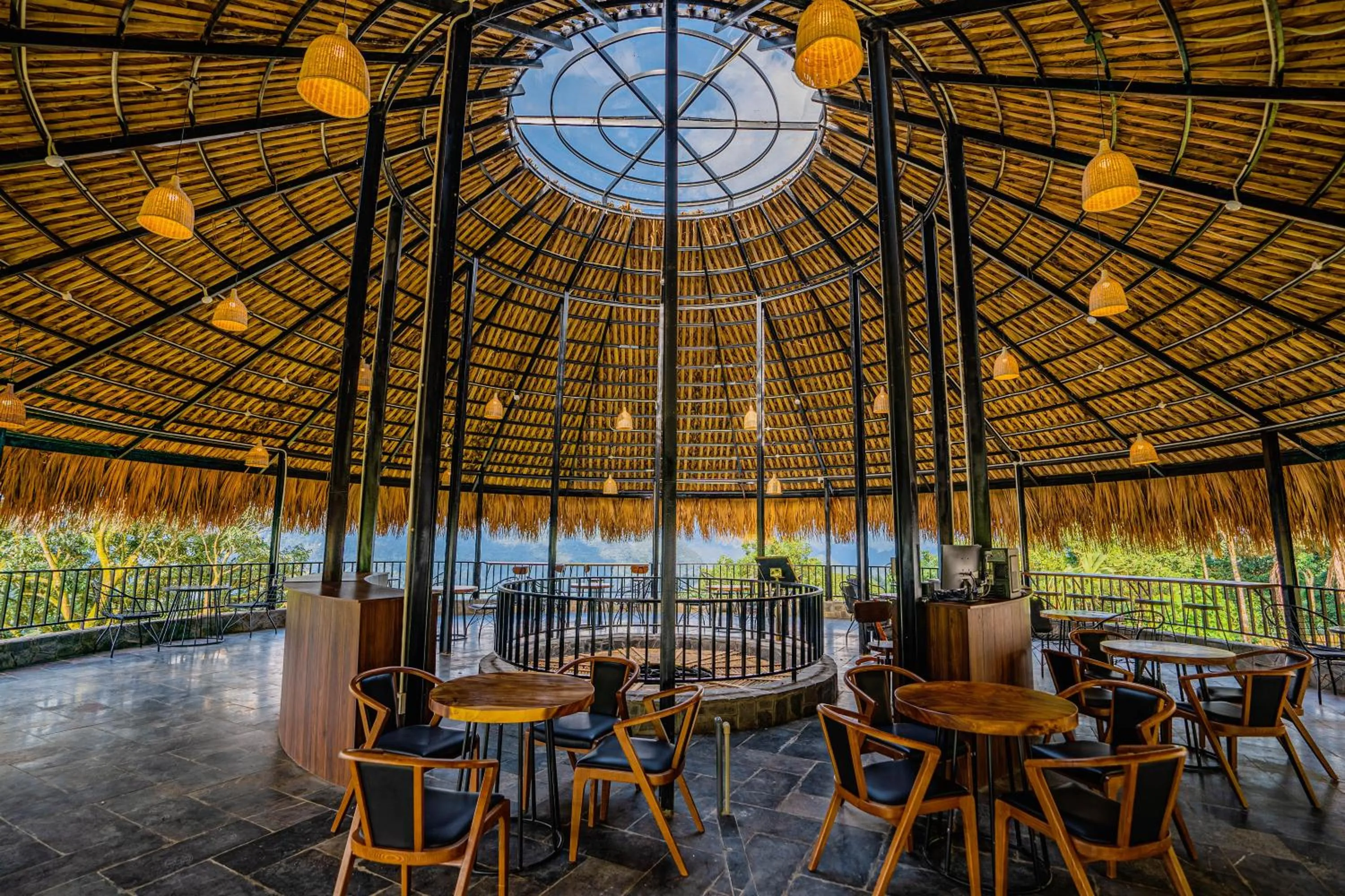 Lounge or bar in PU LUONG BOCBANDI RETREAT