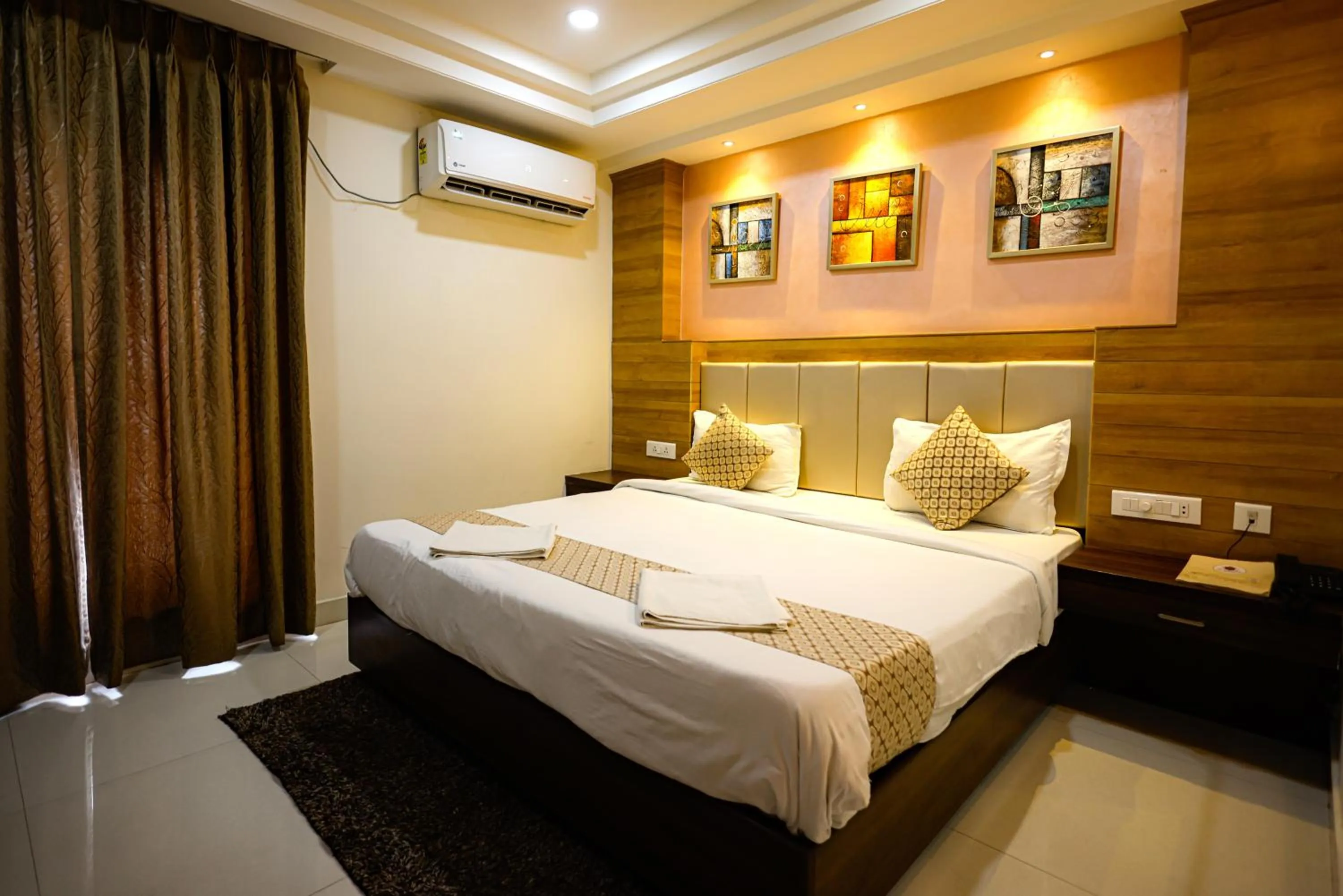 Bed in M Square Hotel