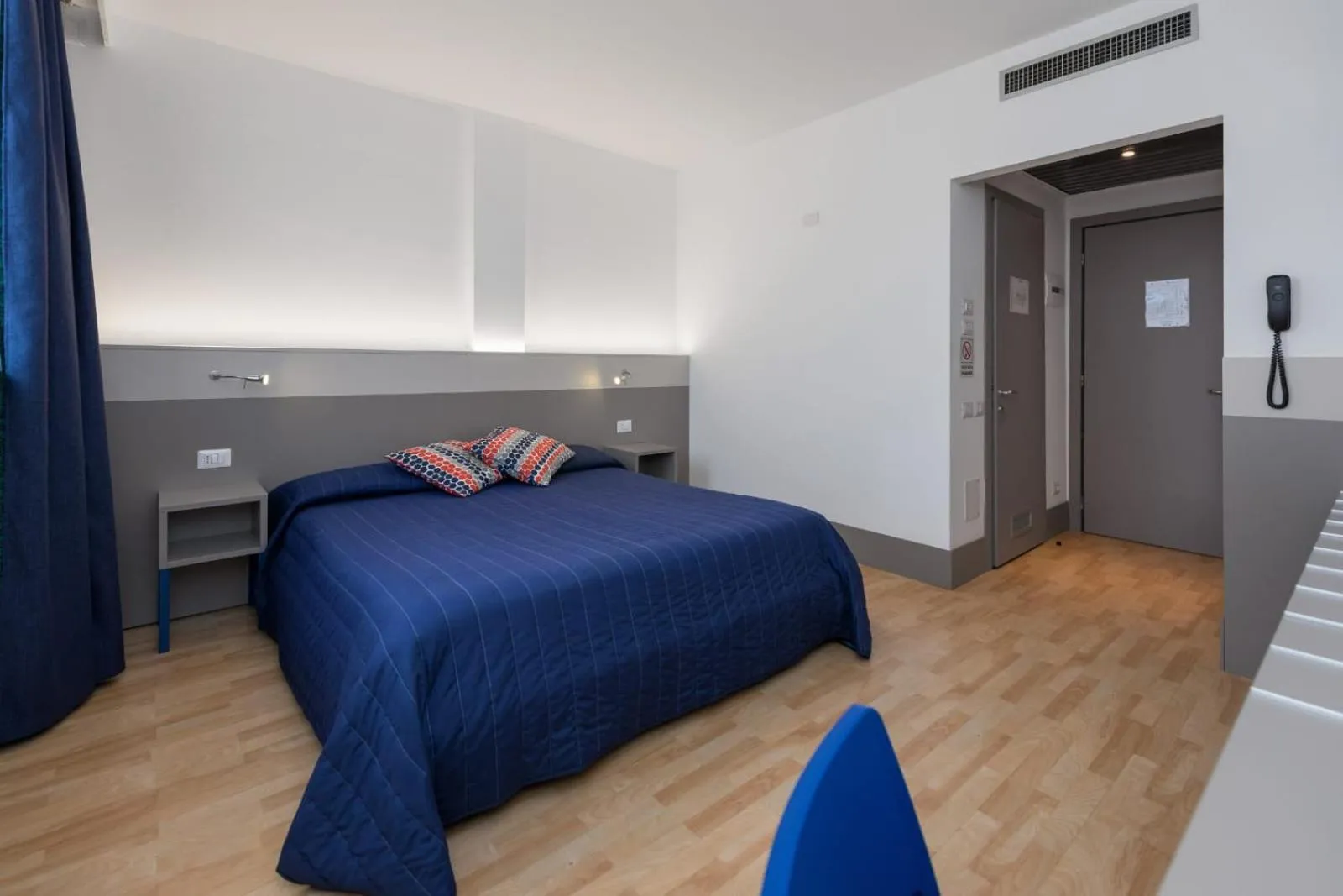 Photo of the whole room, Bed in Hotel Martini