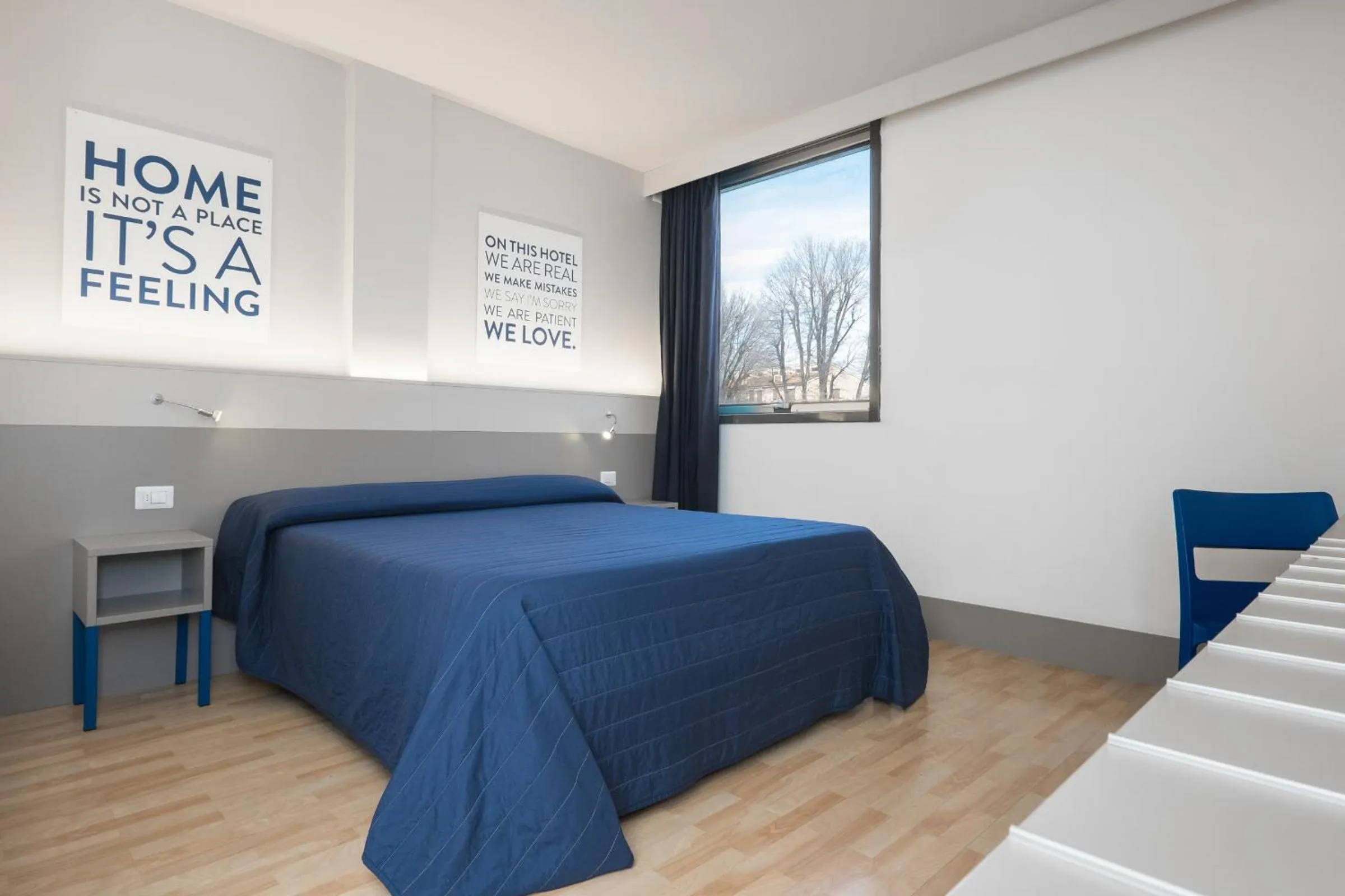 Photo of the whole room, Bed in Hotel Martini