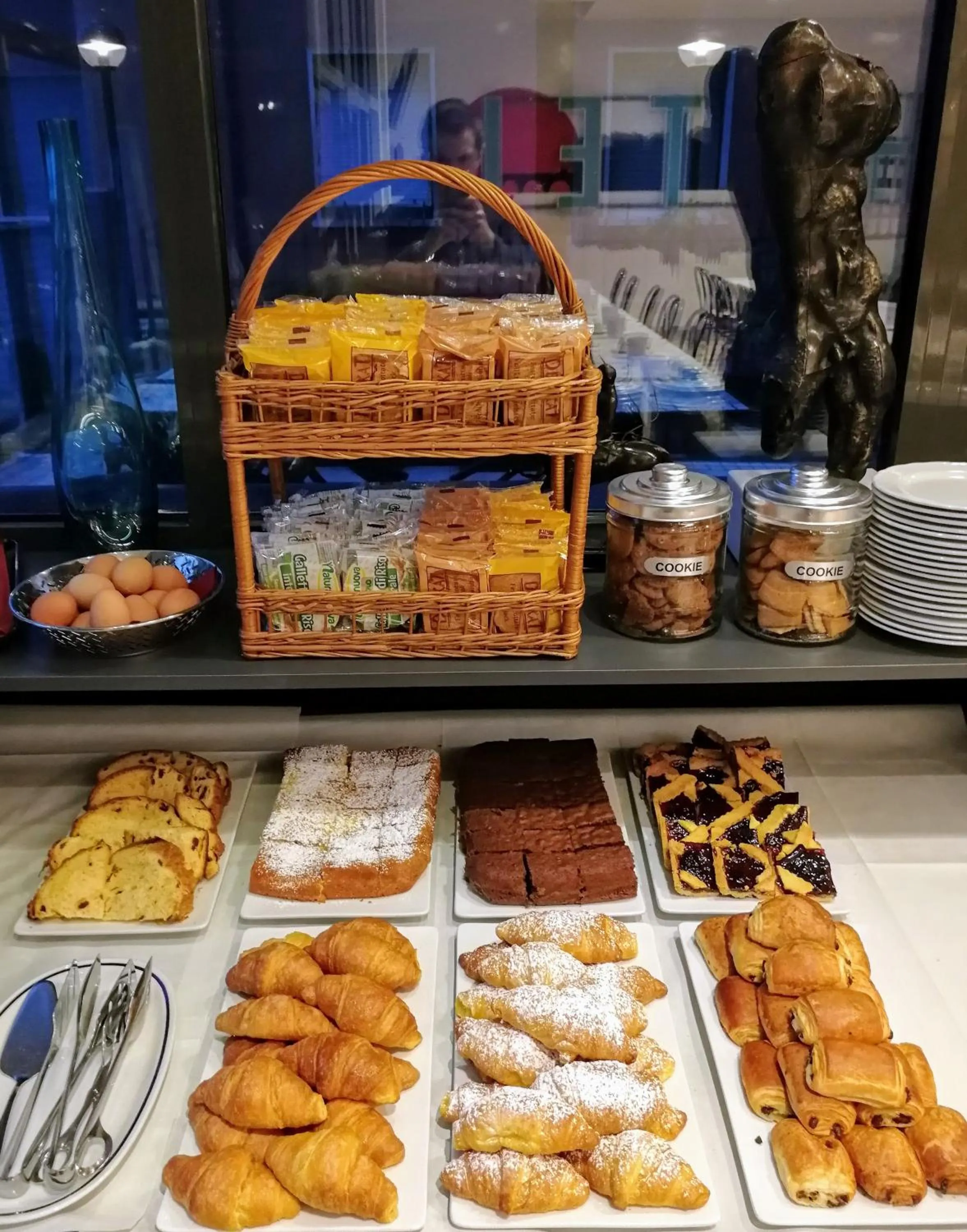 Buffet breakfast in Hotel Martini