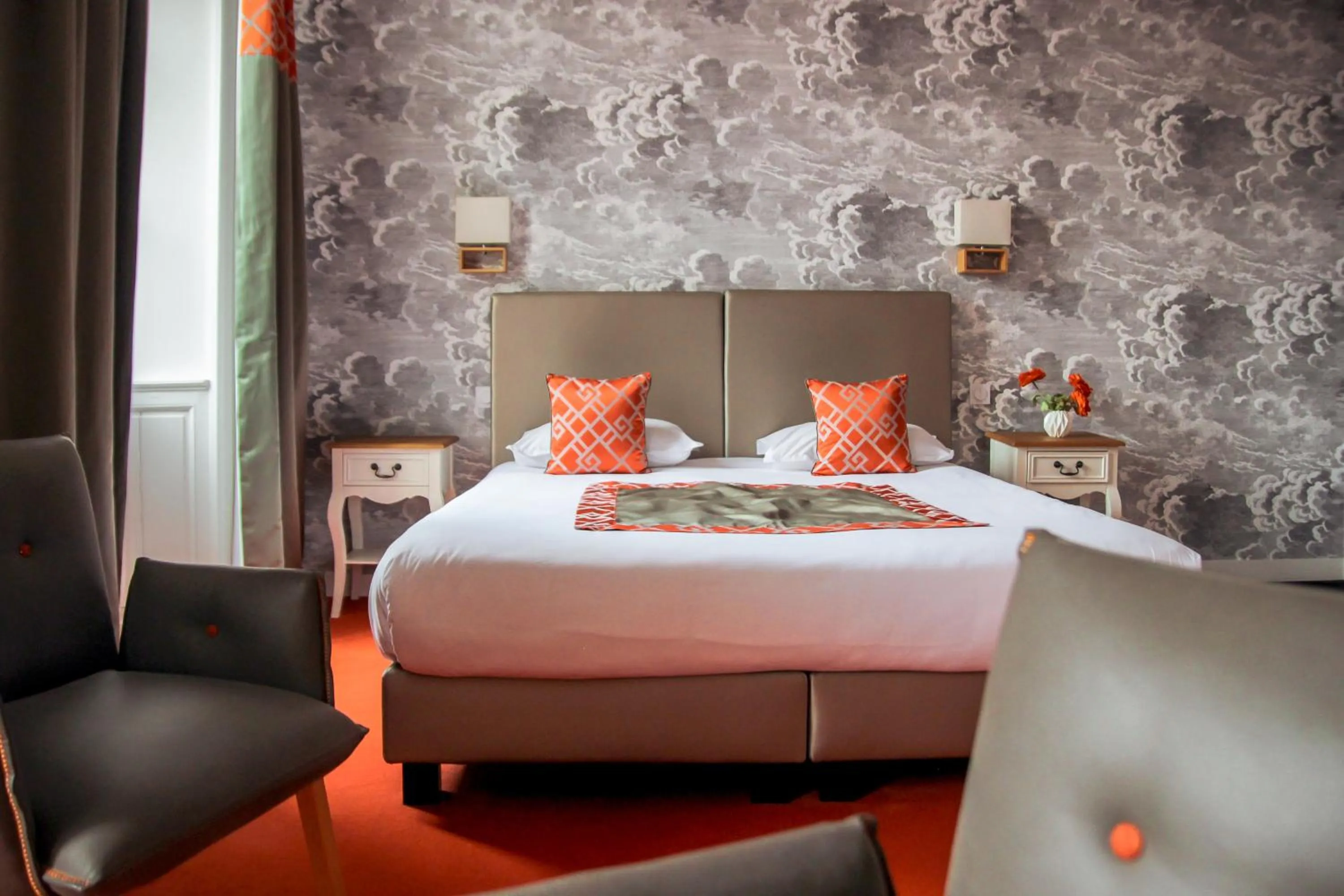 Bedroom, Bed in Hôtel Le Petit Périer