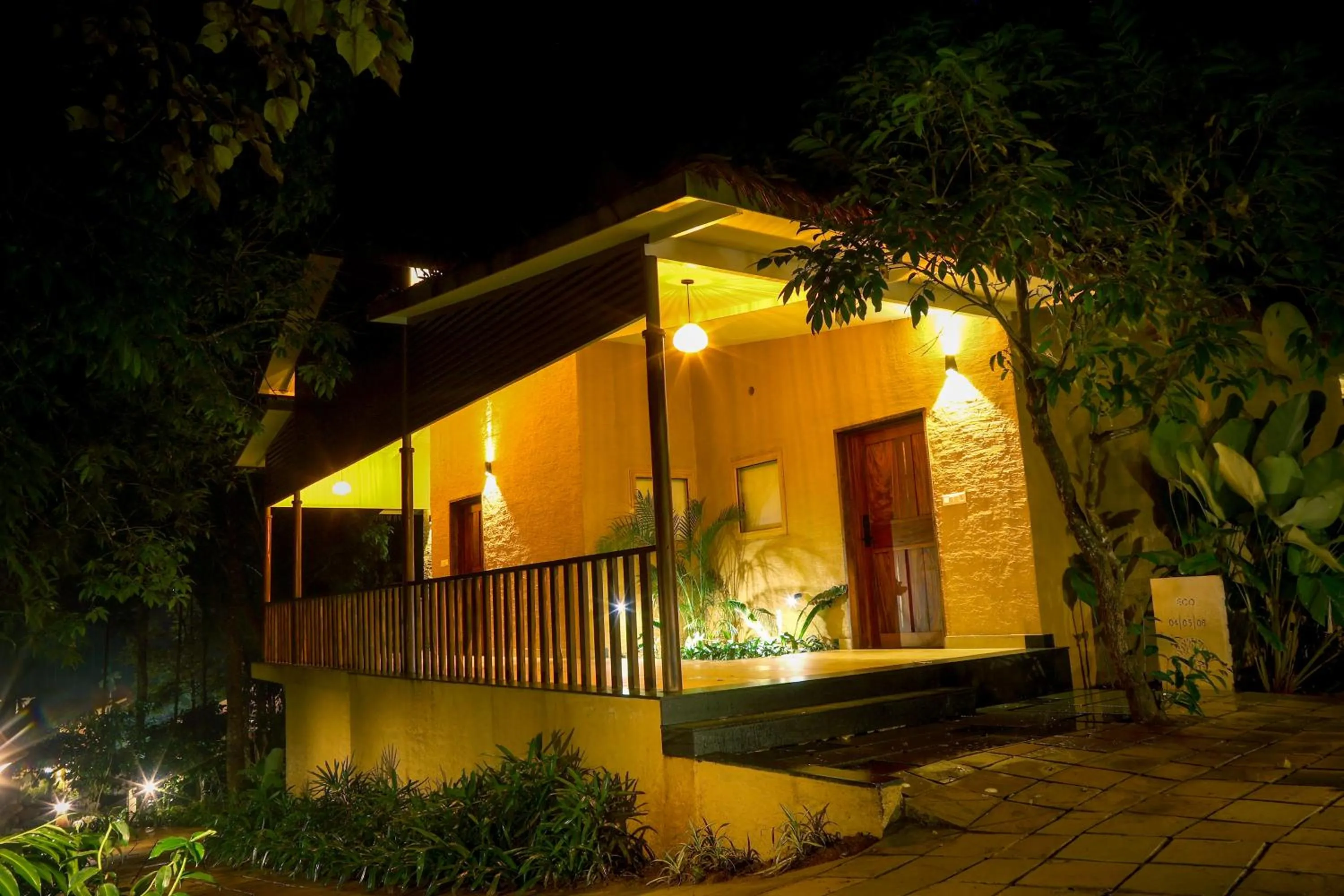 Photo of the whole room in Maple Ash Resort