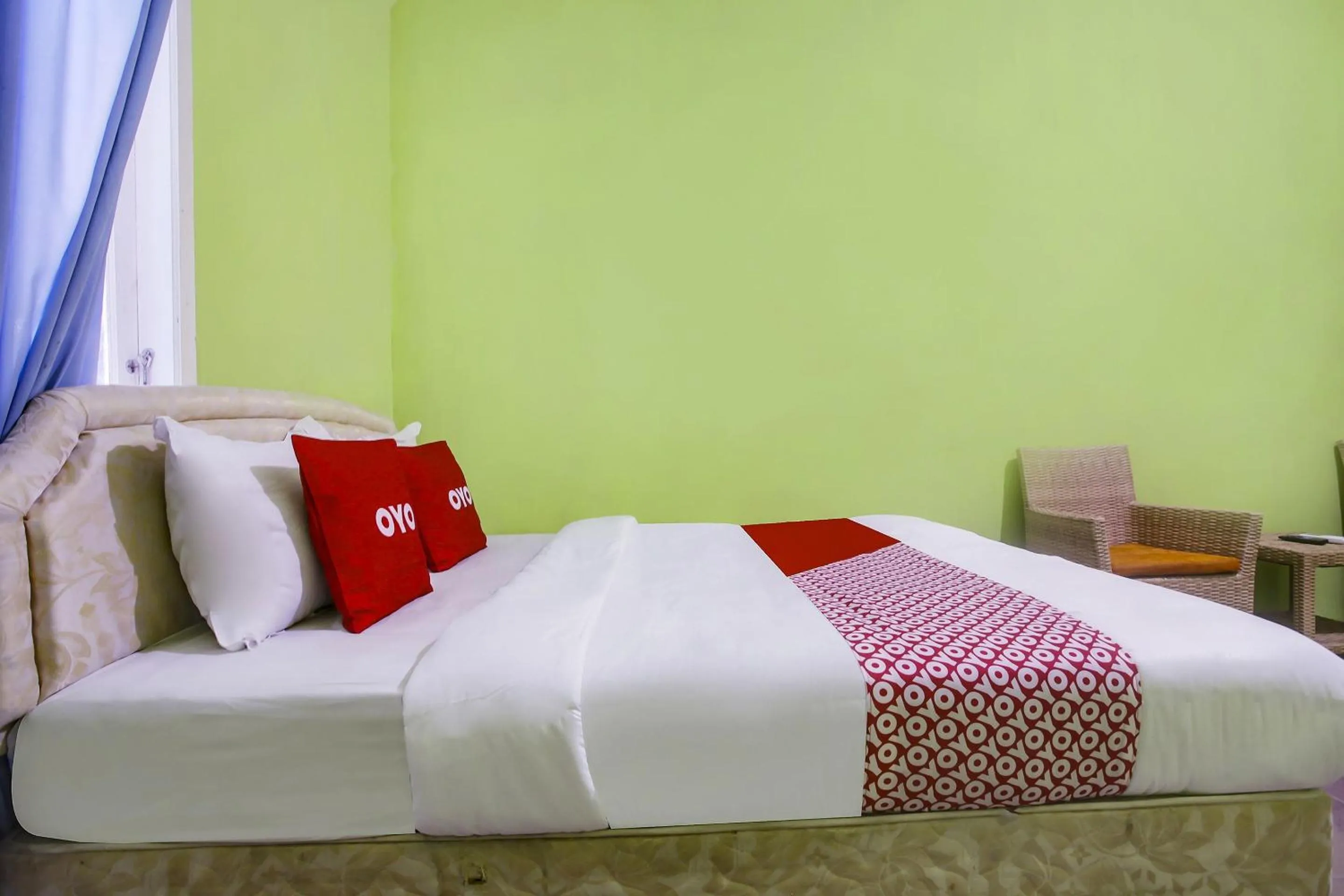 Bedroom, Bed in Hotel O Cottage Putra Mutun Beach