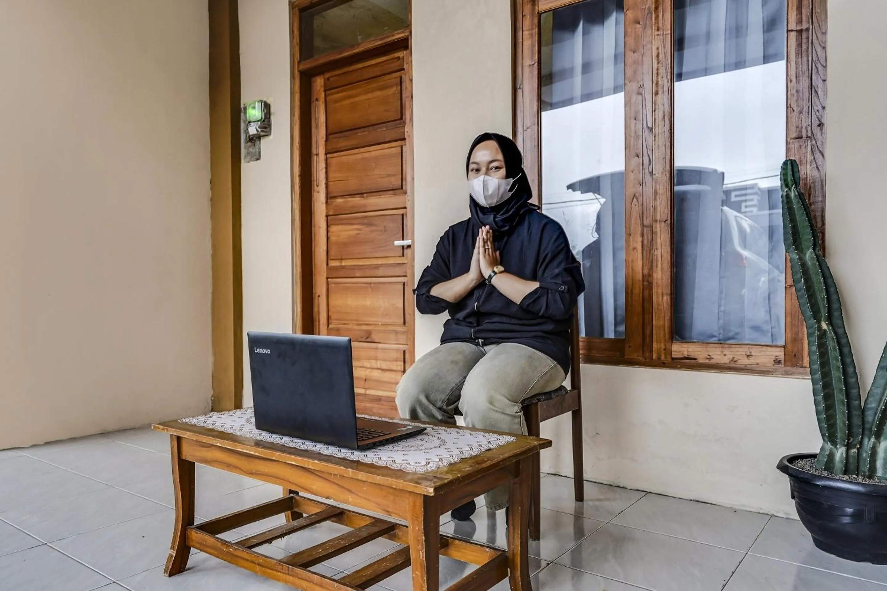 Lobby or reception in OYO Homes 91006 Eco Tourism Desa Cibodas Areng 5 Syariah