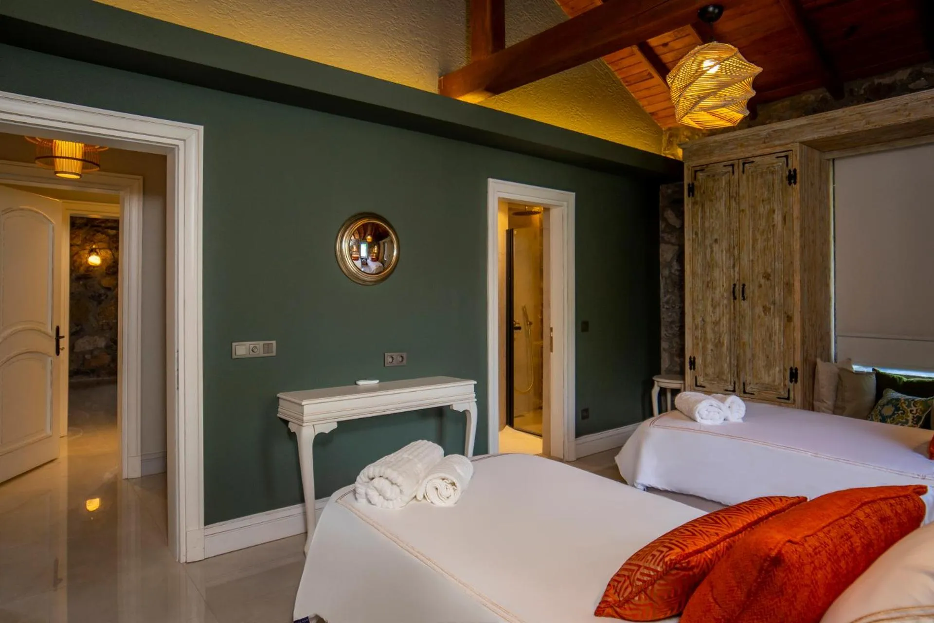 Bedroom, Bed in Kaya Villas Exclusive