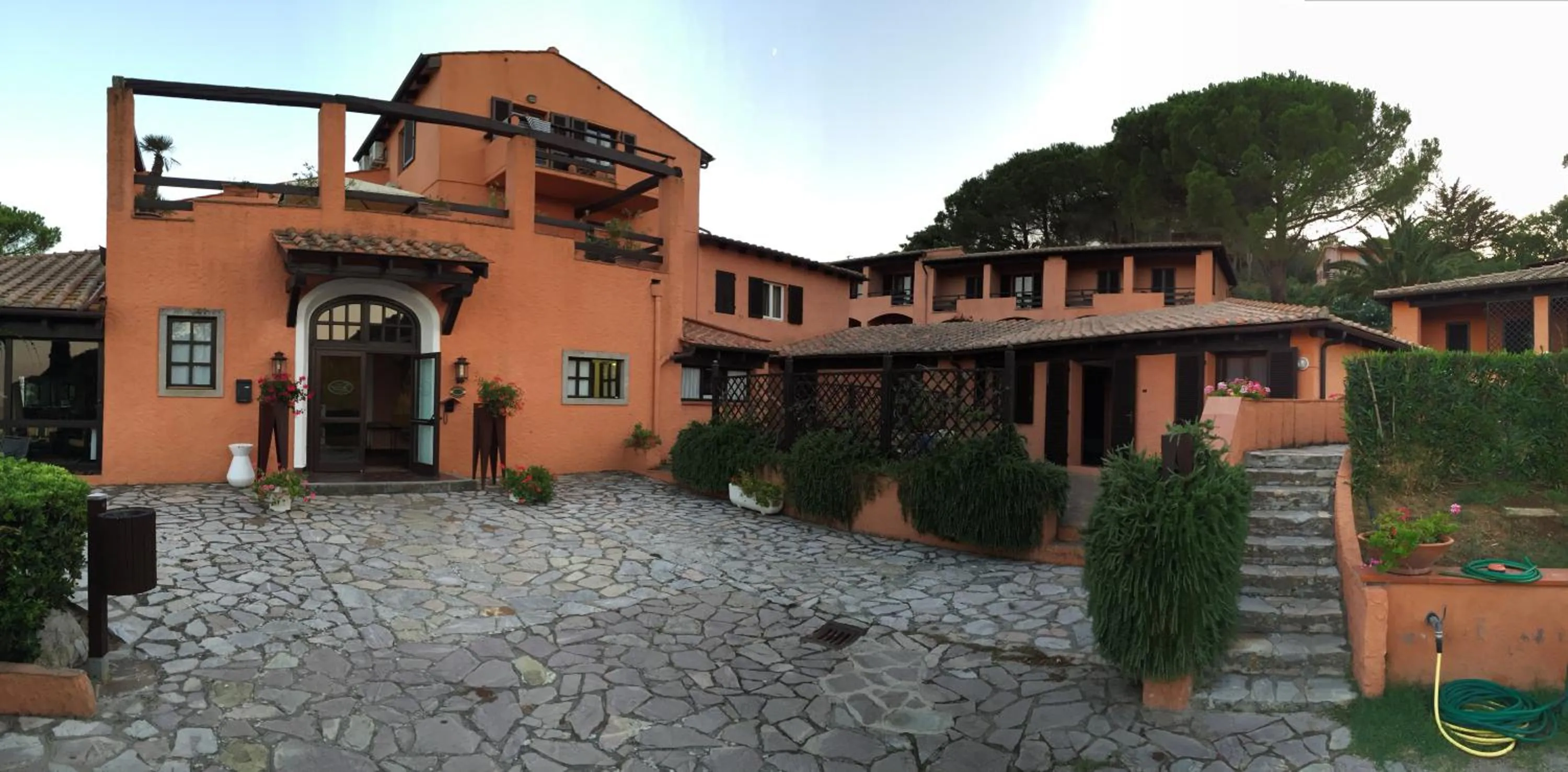 Facade/entrance in Resort Le Picchiaie