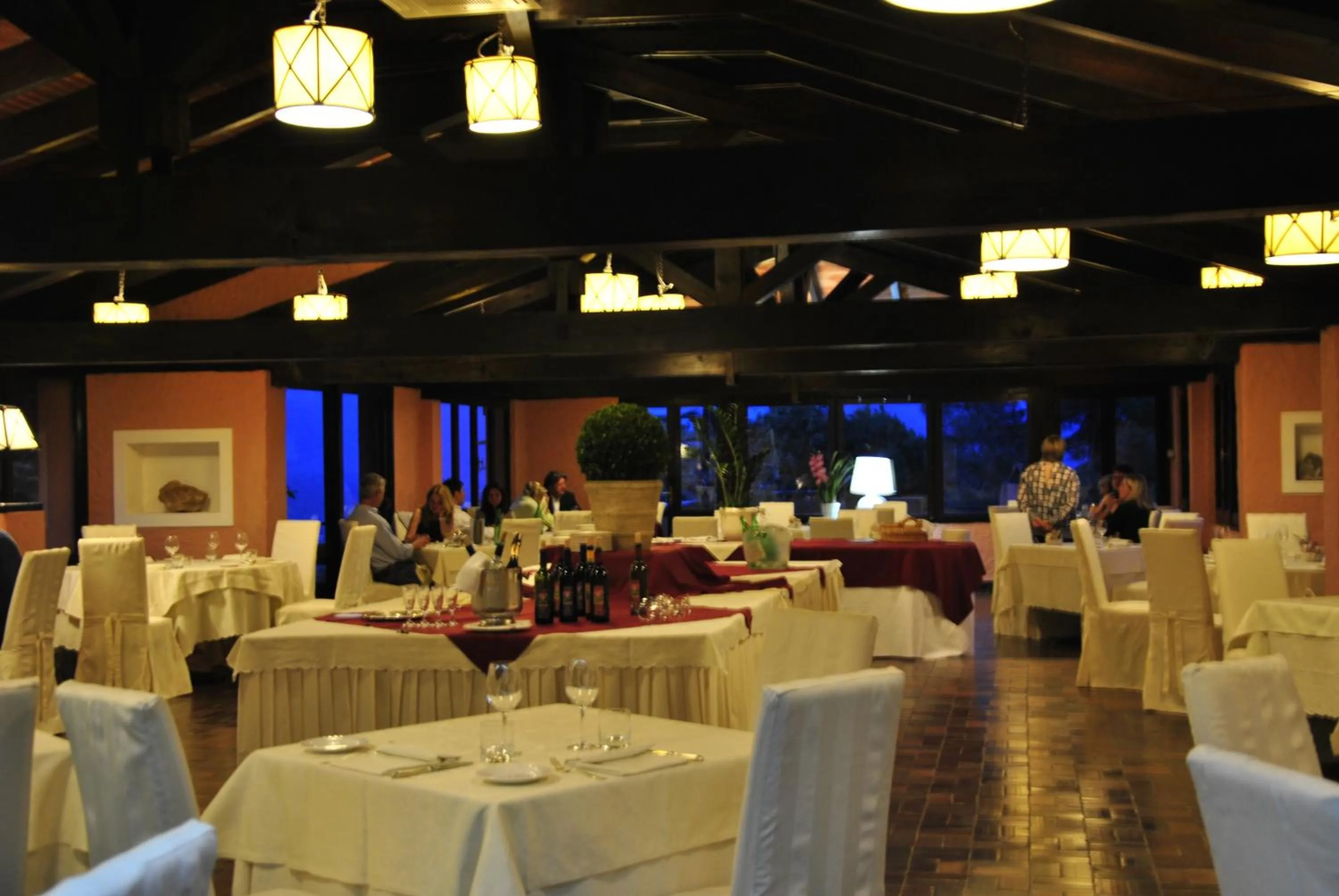 Restaurant/places to eat in Resort Le Picchiaie