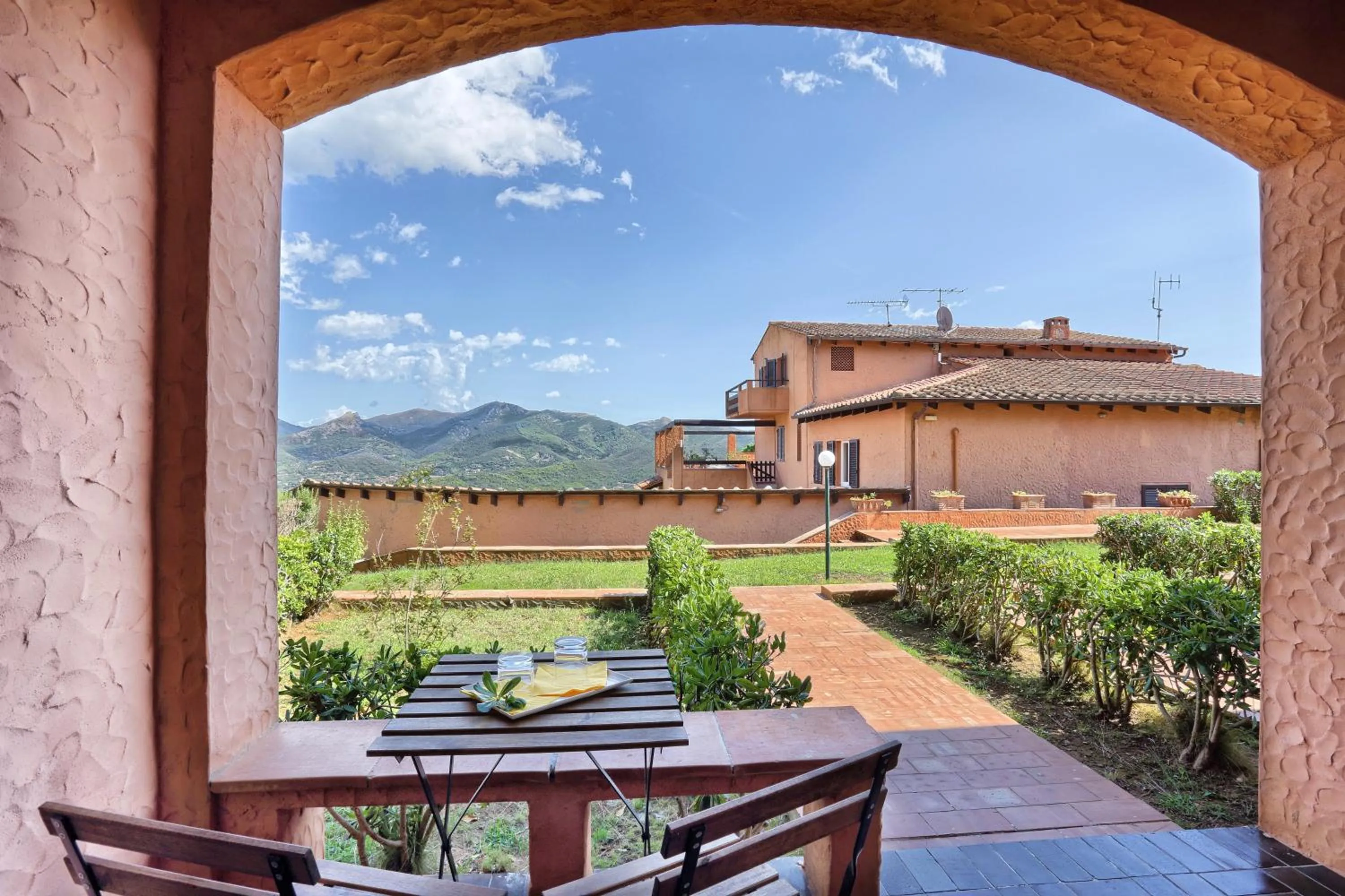 Property building in Resort Le Picchiaie