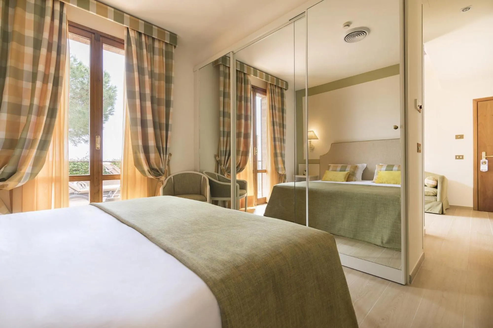 Photo of the whole room, Bed in Relais Santa Chiara Hotel - Tuscany Charme