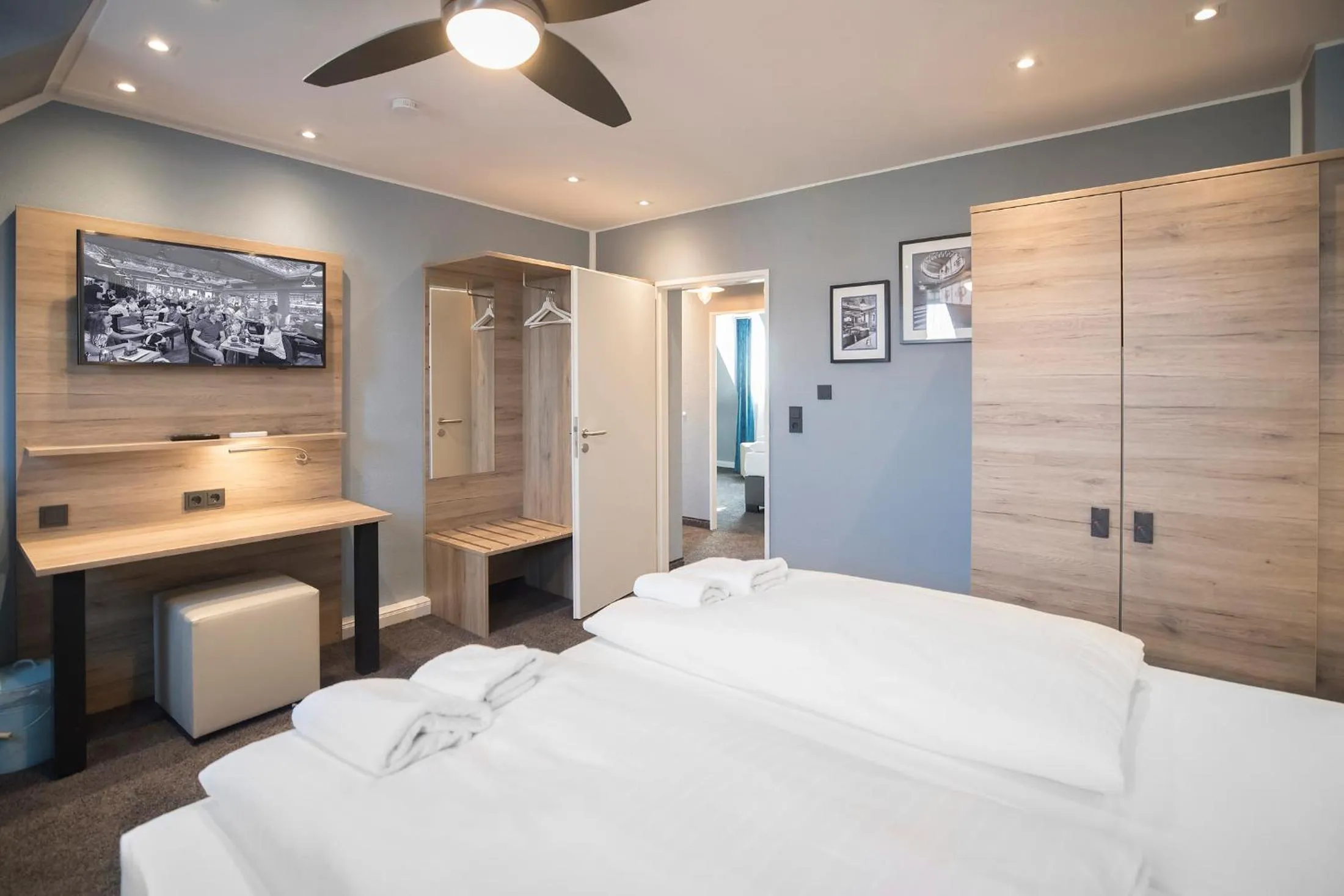 Bed in Riverview Apartments by dasPaul