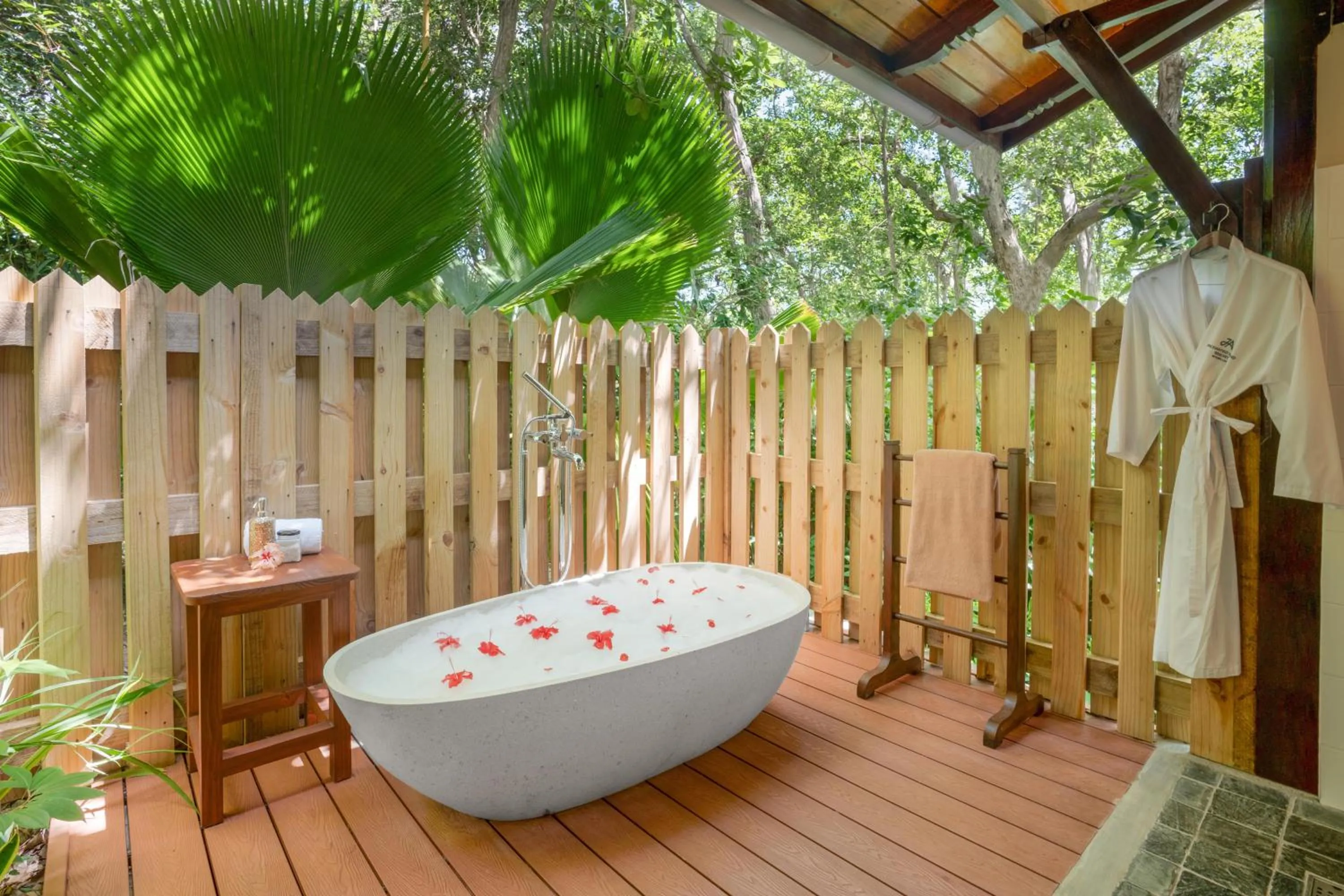 Spa and wellness centre/facilities in JA Enchanted Island Resort Seychelles