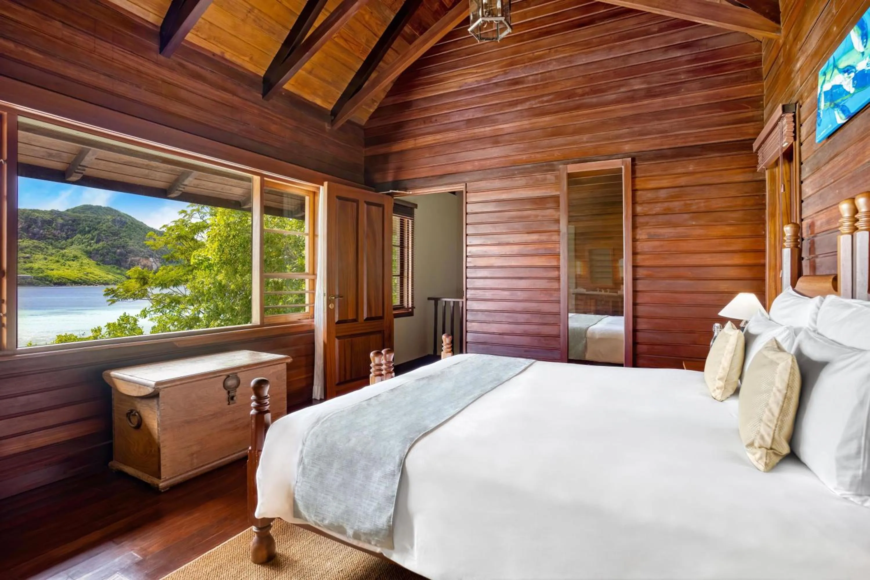 Bedroom, Bed in JA Enchanted Island Resort Seychelles