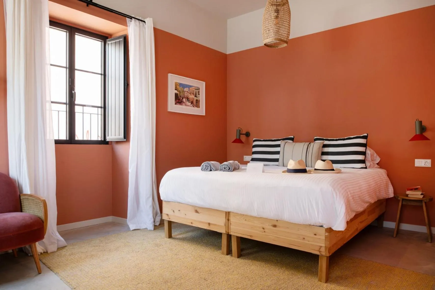 Bed in Casa Rosa Villa with Pool in Olhao Centre