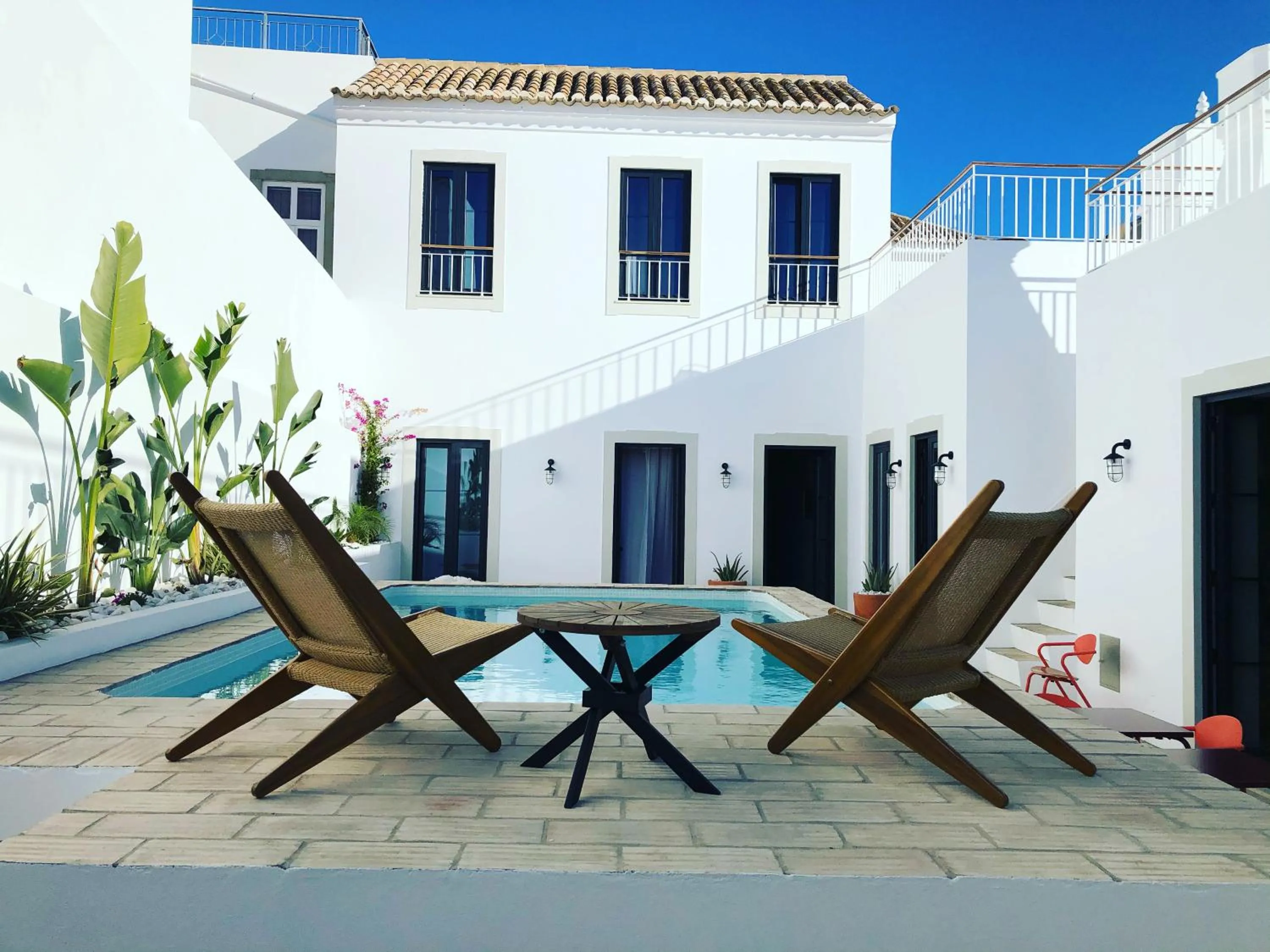 Property building in Casa Rosa Villa with Pool in Olhao Centre