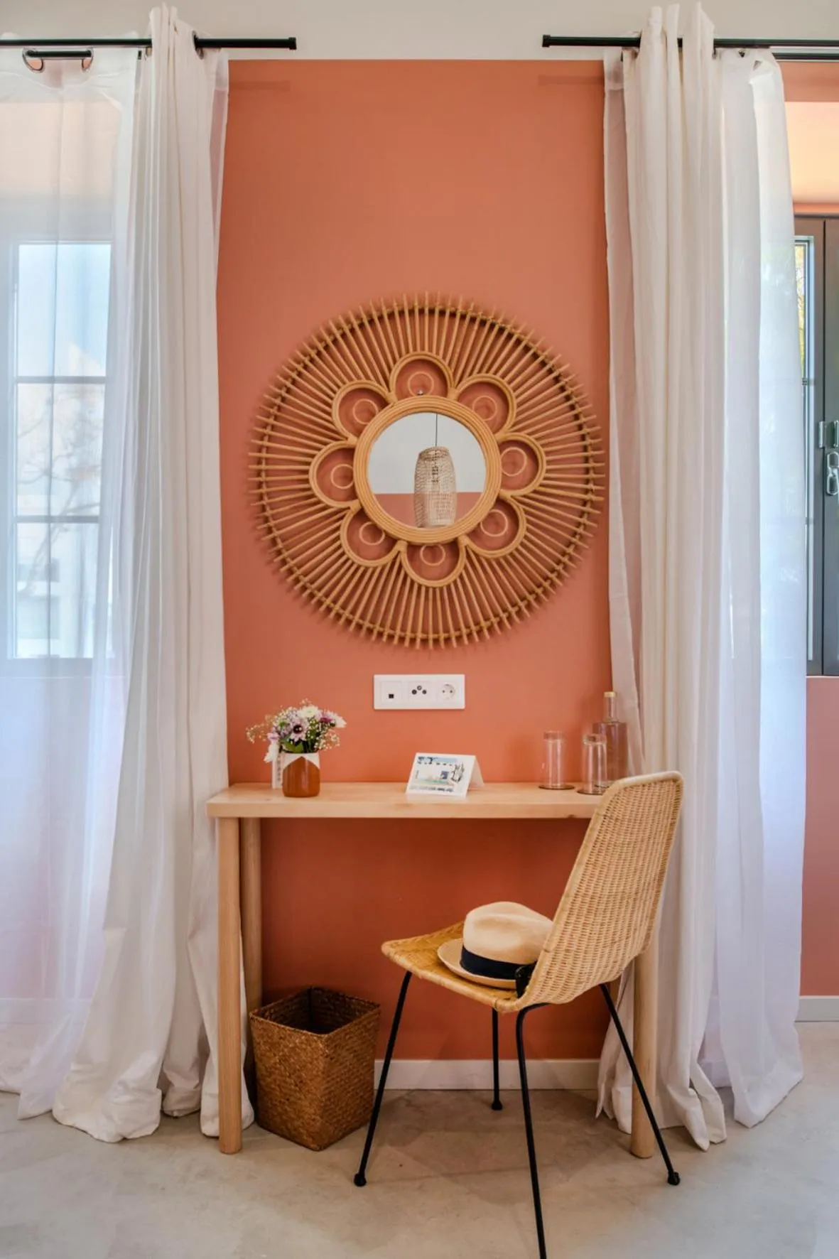 Seating area in Casa Rosa Villa with Pool in Olhao Centre