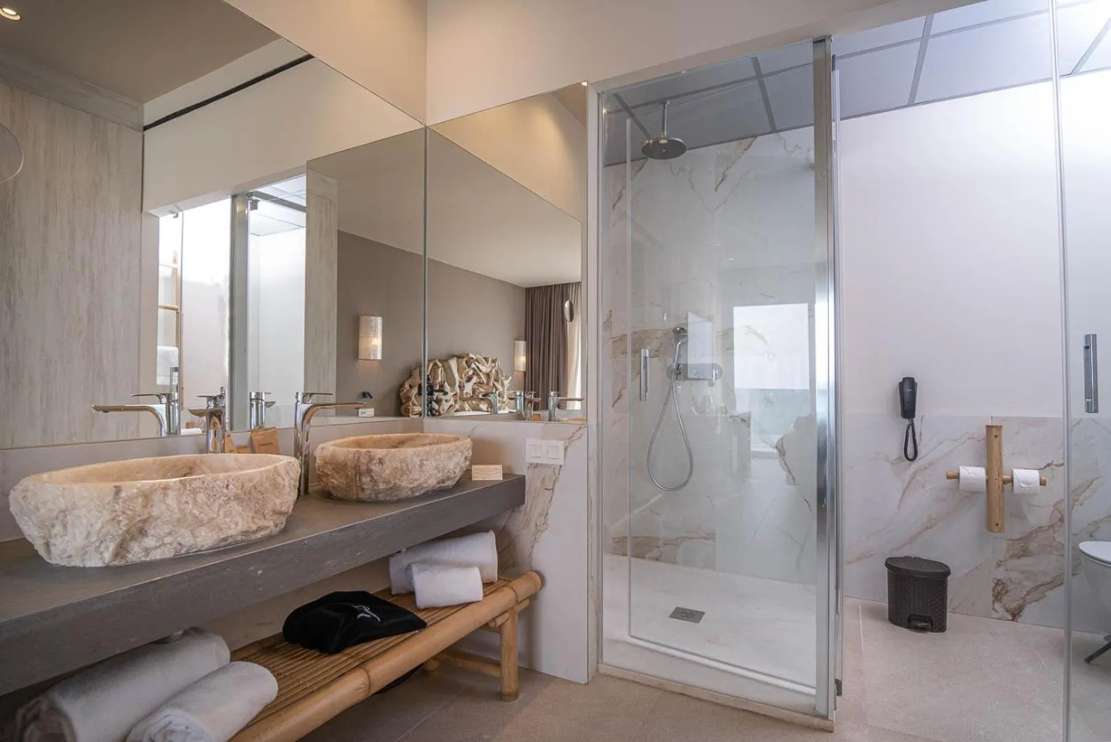 Bathroom in Cádiz Bahía by QHotels