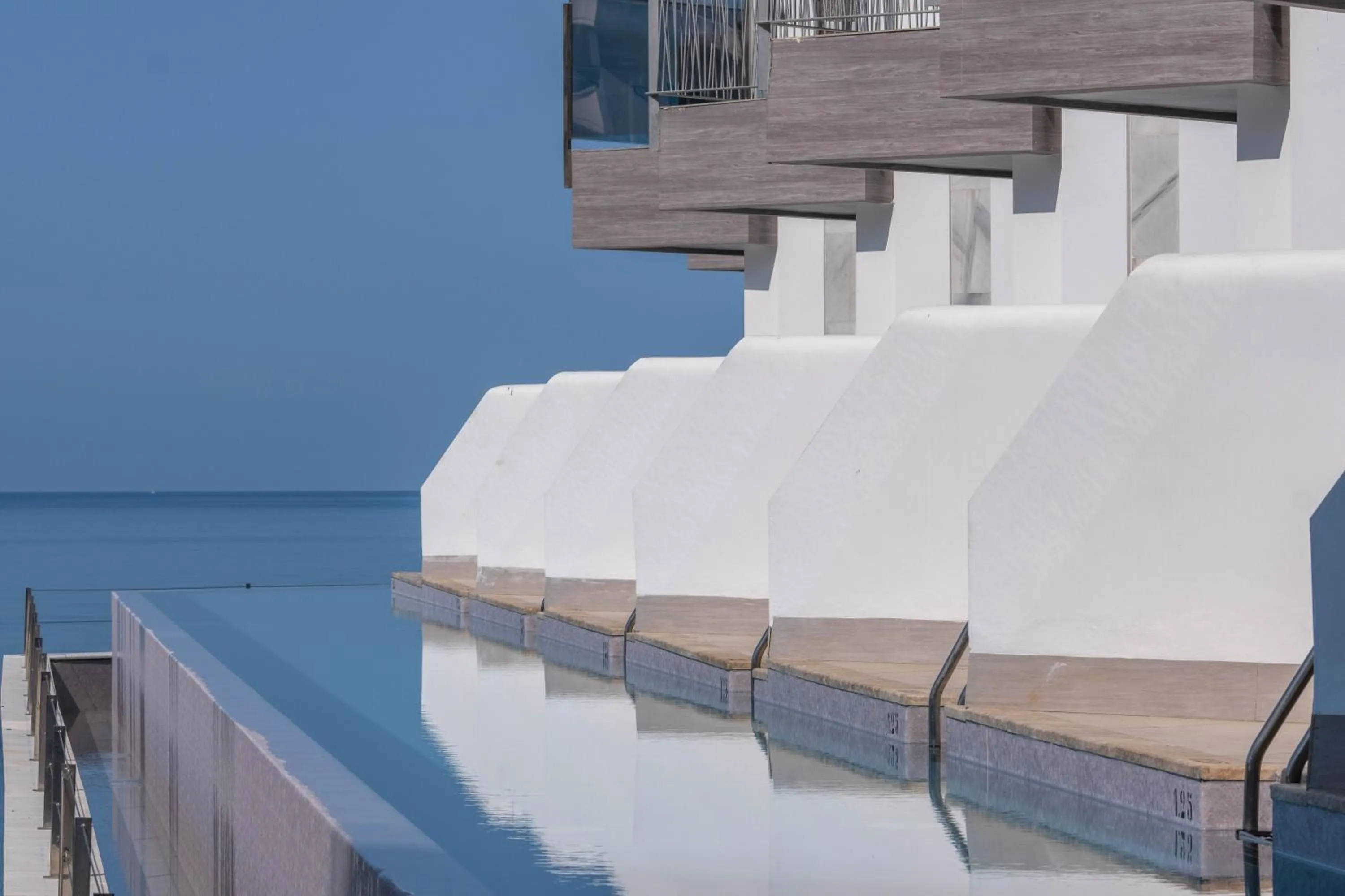 Property building in Cádiz Bahía by QHotels