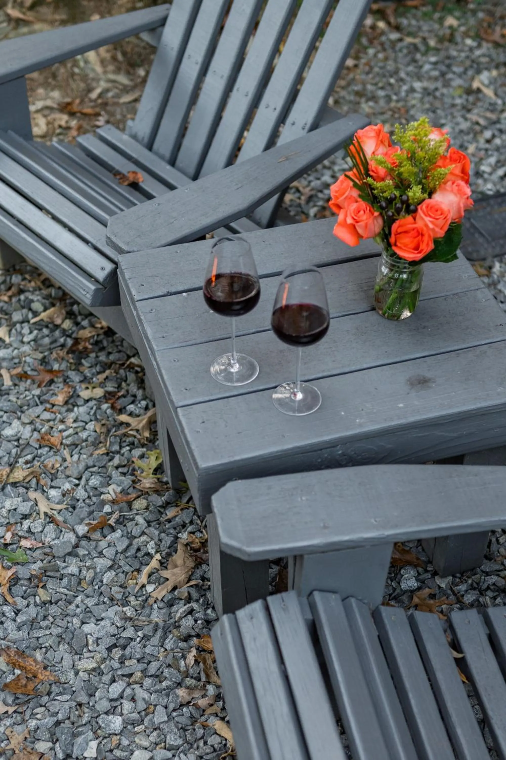 Log Cabin with Mountain View and Privacy
