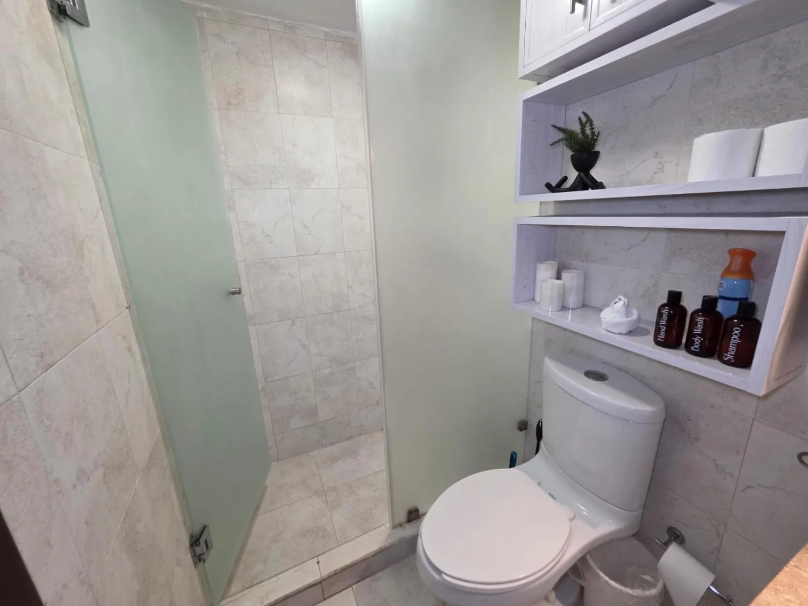 Bathroom in Perfect vacation getaway,Ocean View,Wifi, Beach