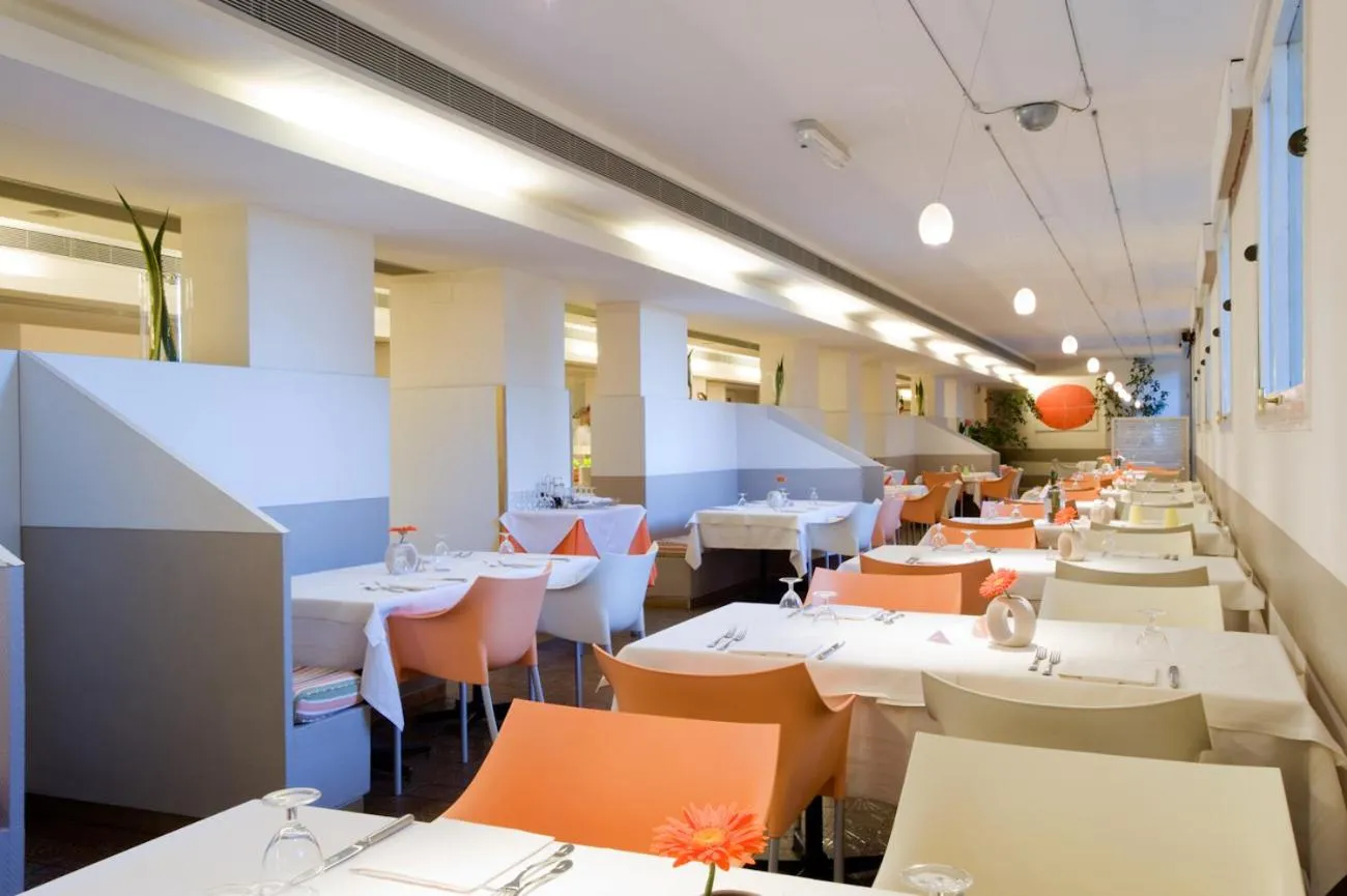 Restaurant/places to eat in Hotel Club Lacona