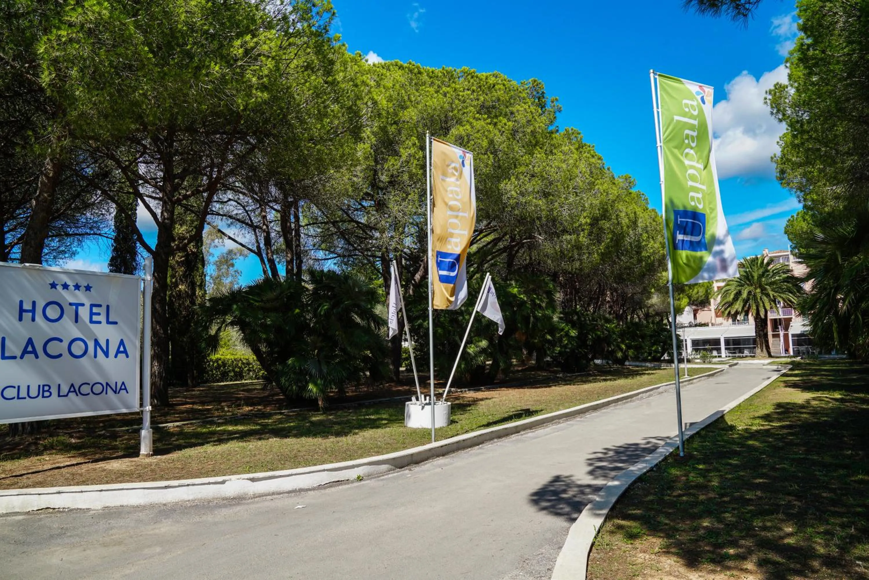 Hotel Club Lacona