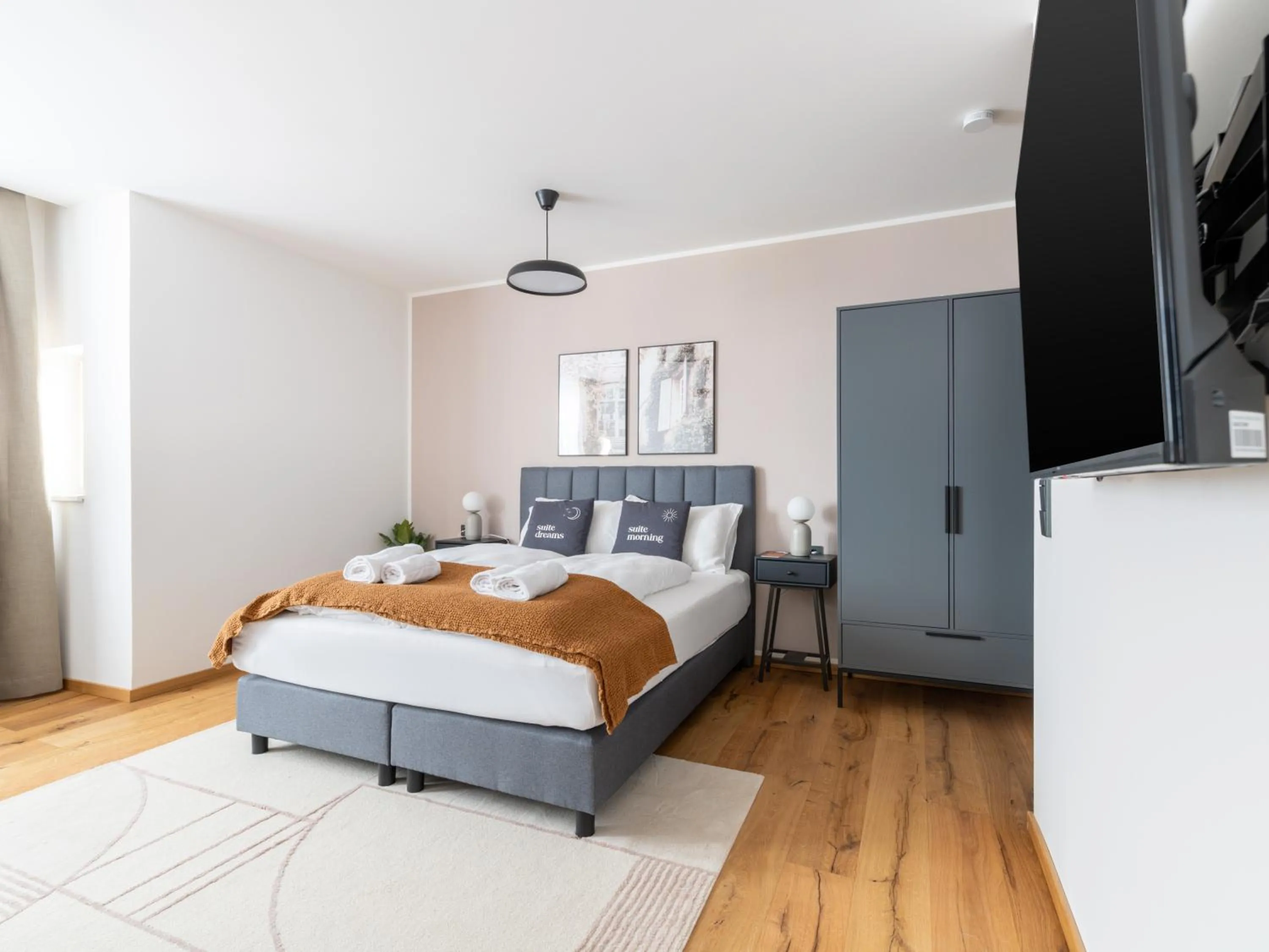 Bed in Limehome Villach Gerbergasse