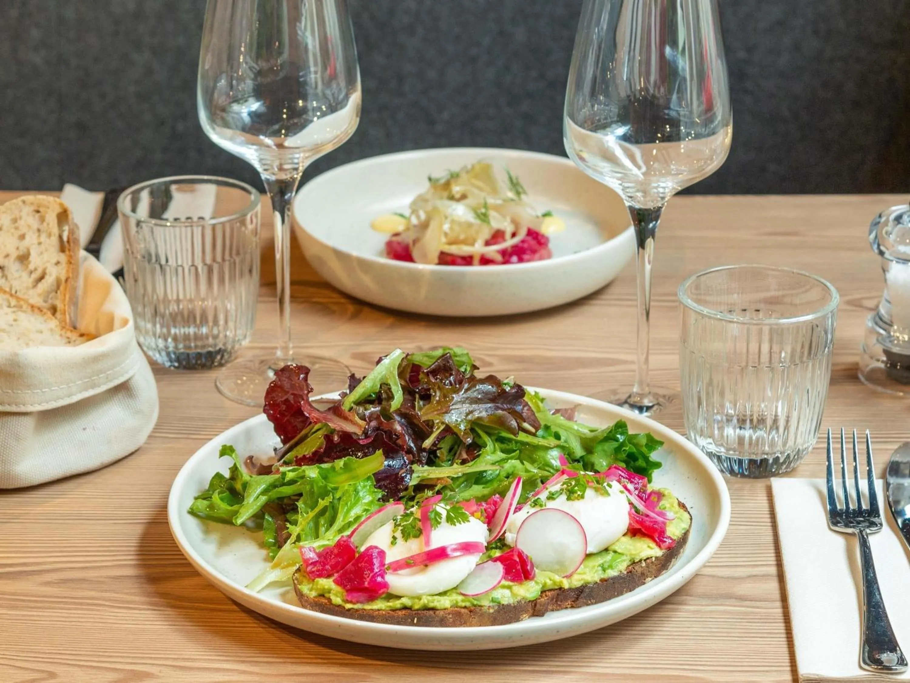 Restaurant/places to eat in Tribe Paris La Defense Esplanade