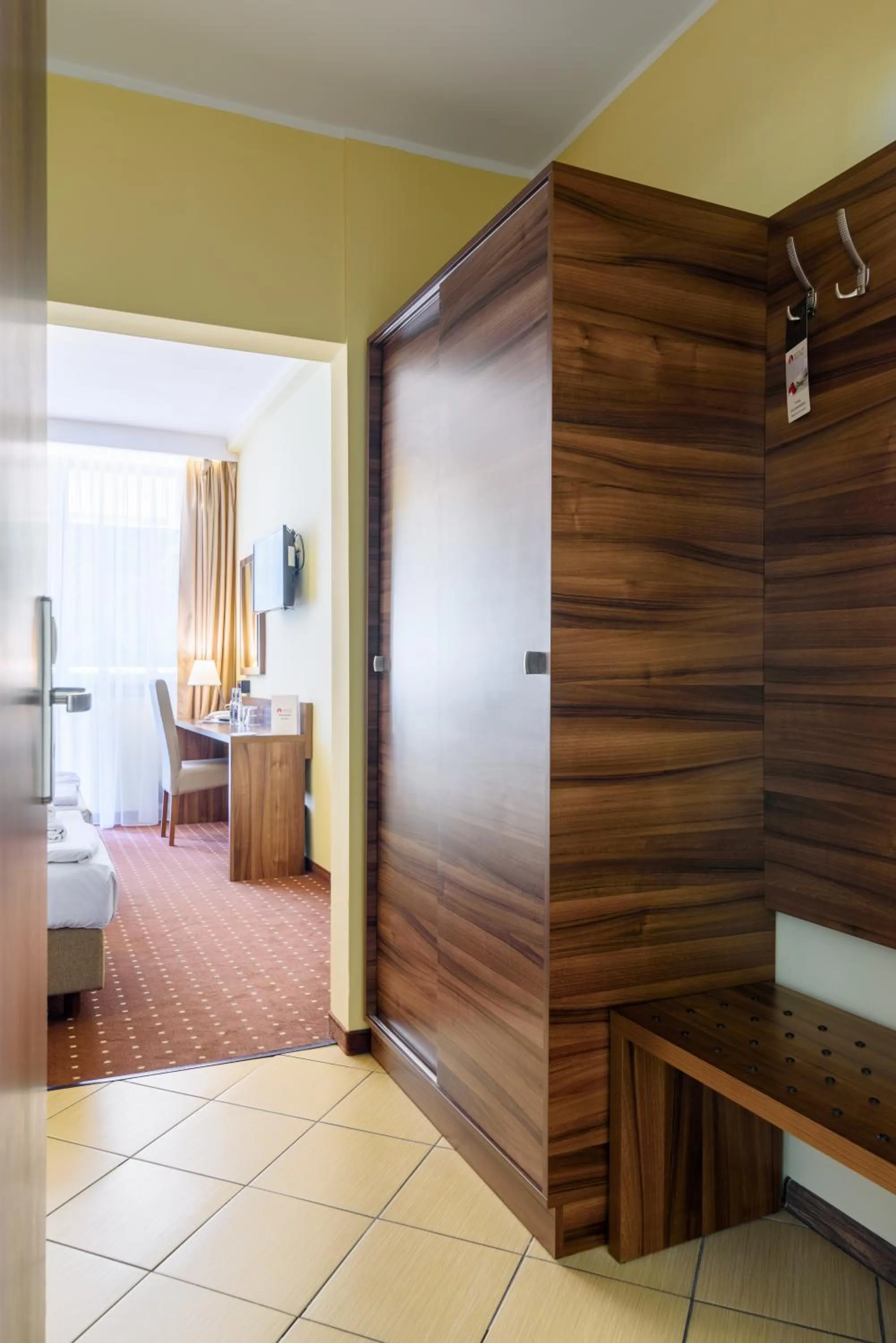 Photo of the whole room, Bed in Hotel Podium