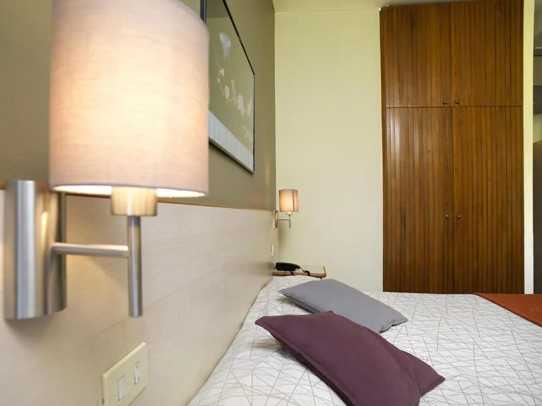 Property building, Bed in Hotel Ristorante Alcide