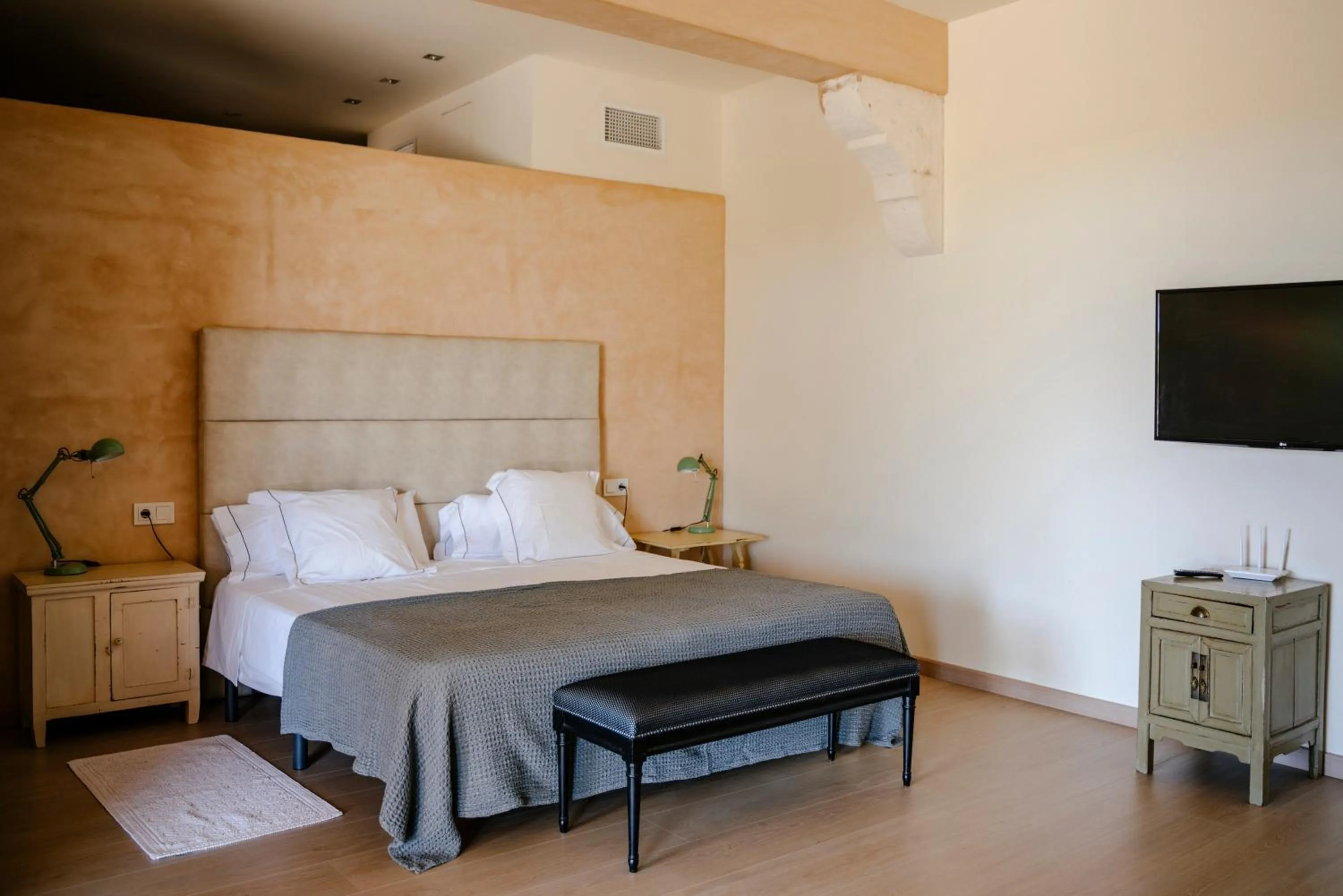 Photo of the whole room, Bed in Finca Gomera - Agroturismo Hotel