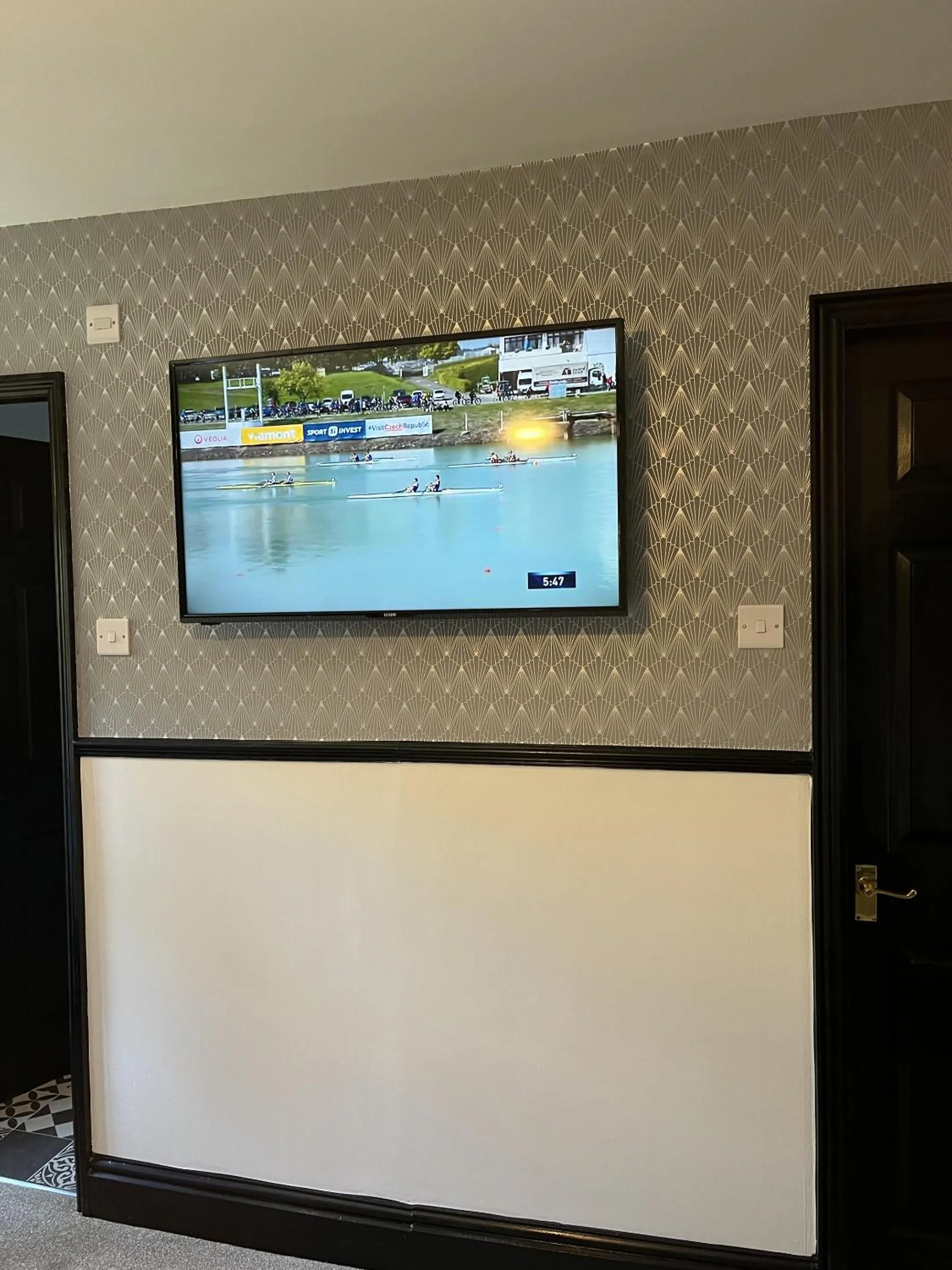 Bathroom in The Tontine Hotel & Bar