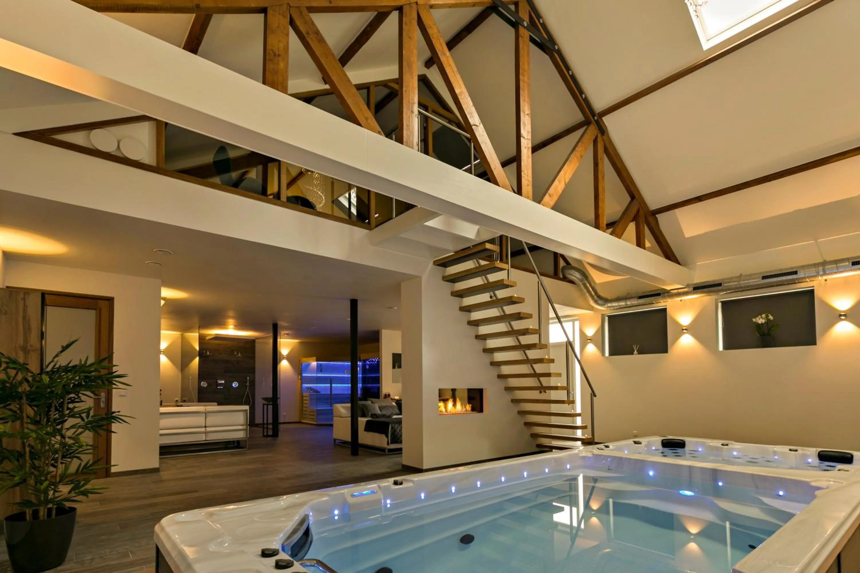 Hot Tub in Maas en Waal Wellness & Suites