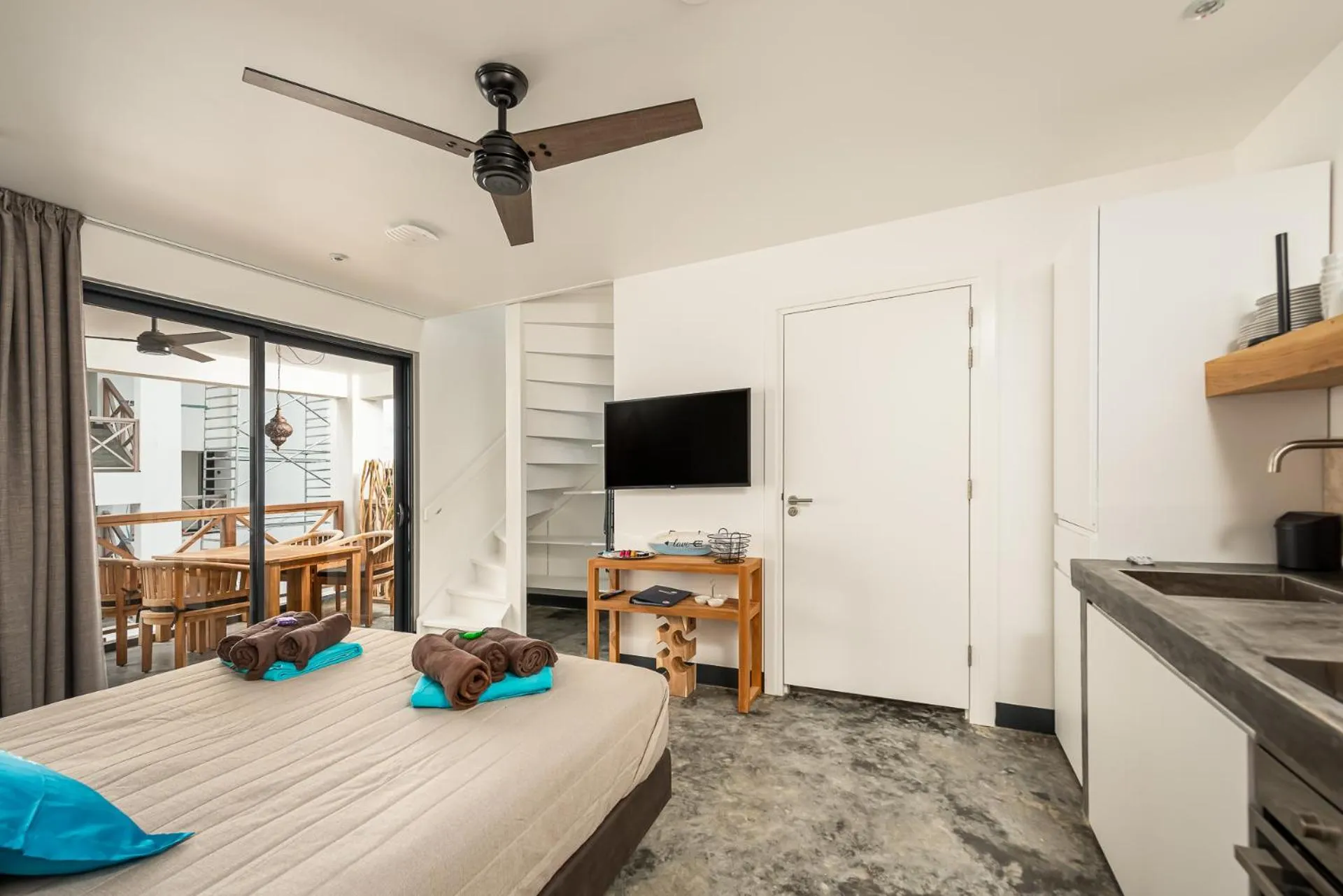 Photo of the whole room in Bloozz resort Bonaire