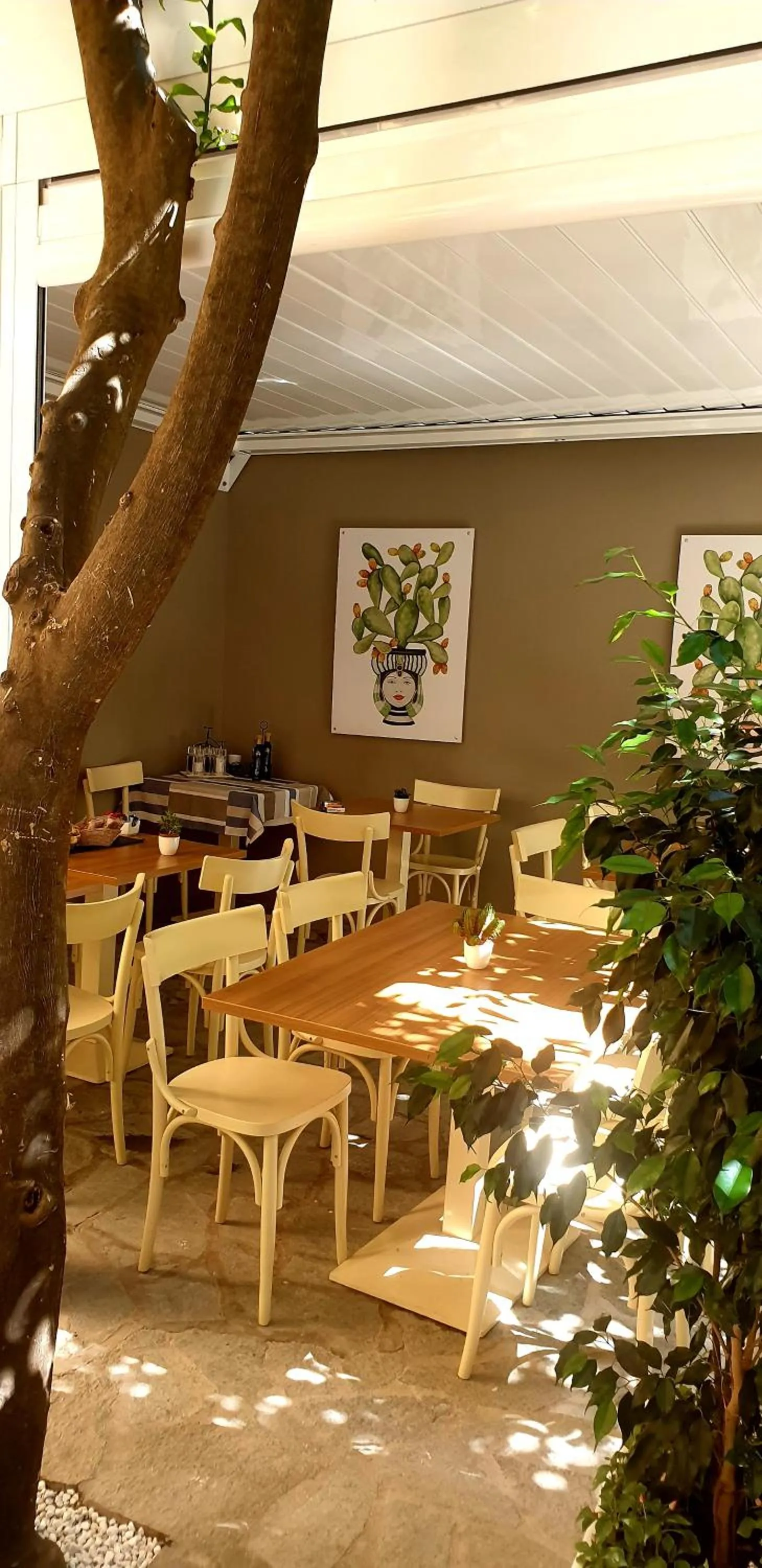 Property building in Casa Dominova de Luxe