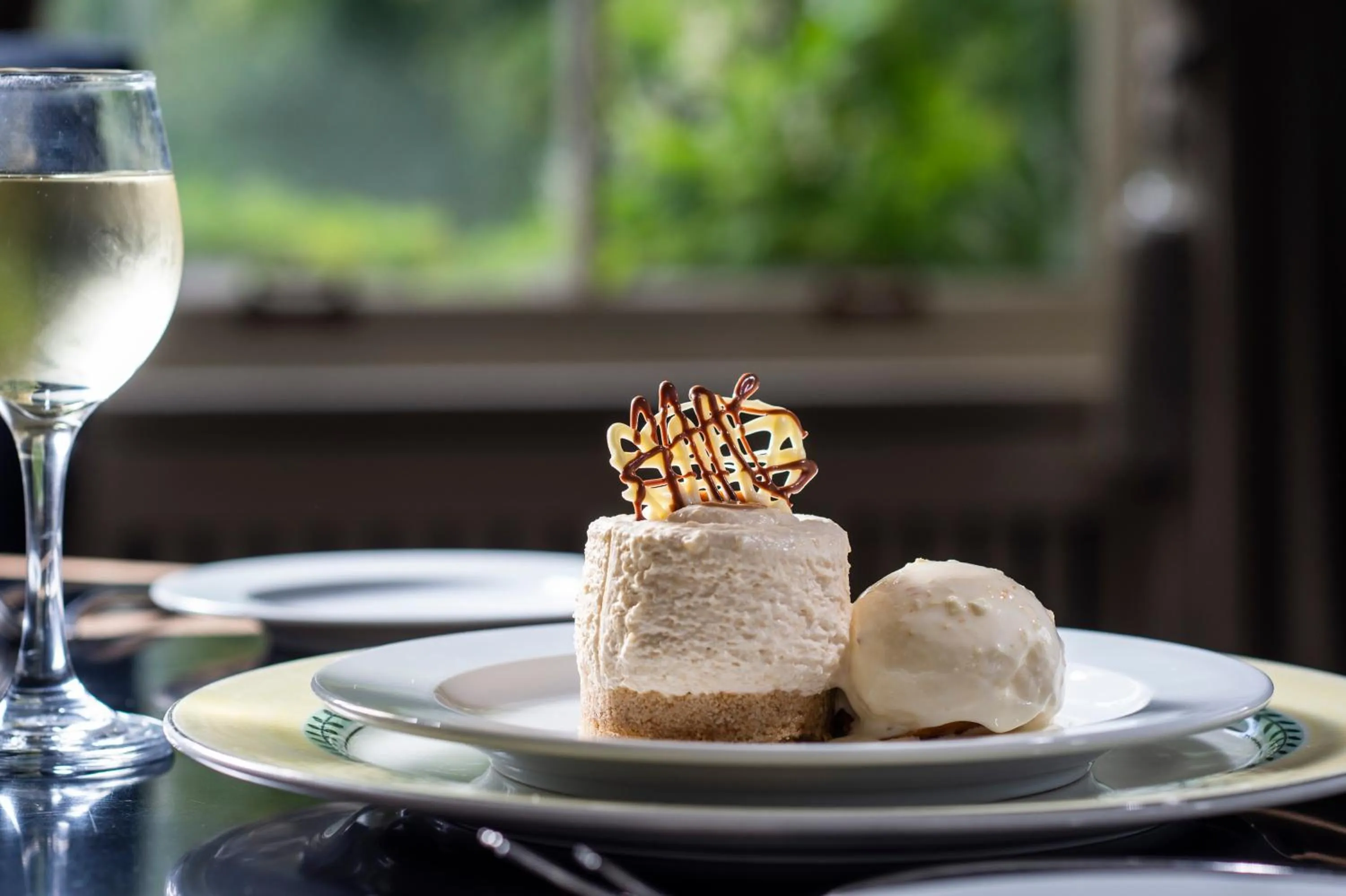 Restaurant/places to eat in Enterkine Country House Resort