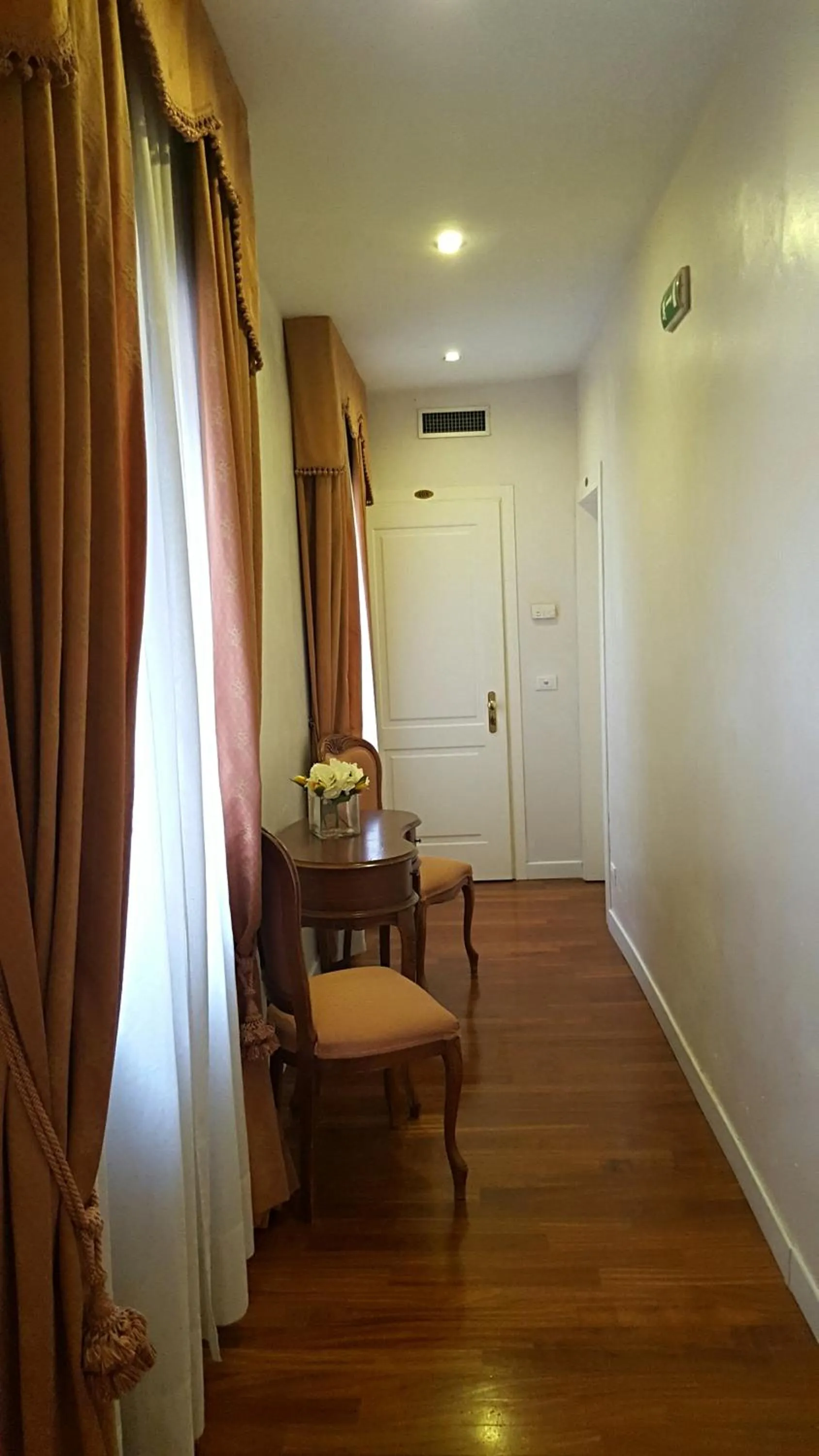 Decorative detail in Hotel Locanda Canal