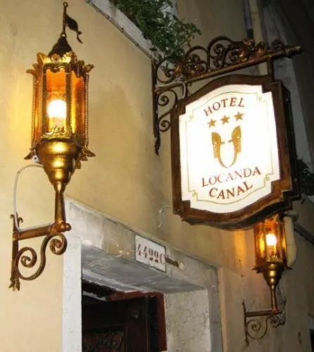 Facade/entrance in Hotel Locanda Canal