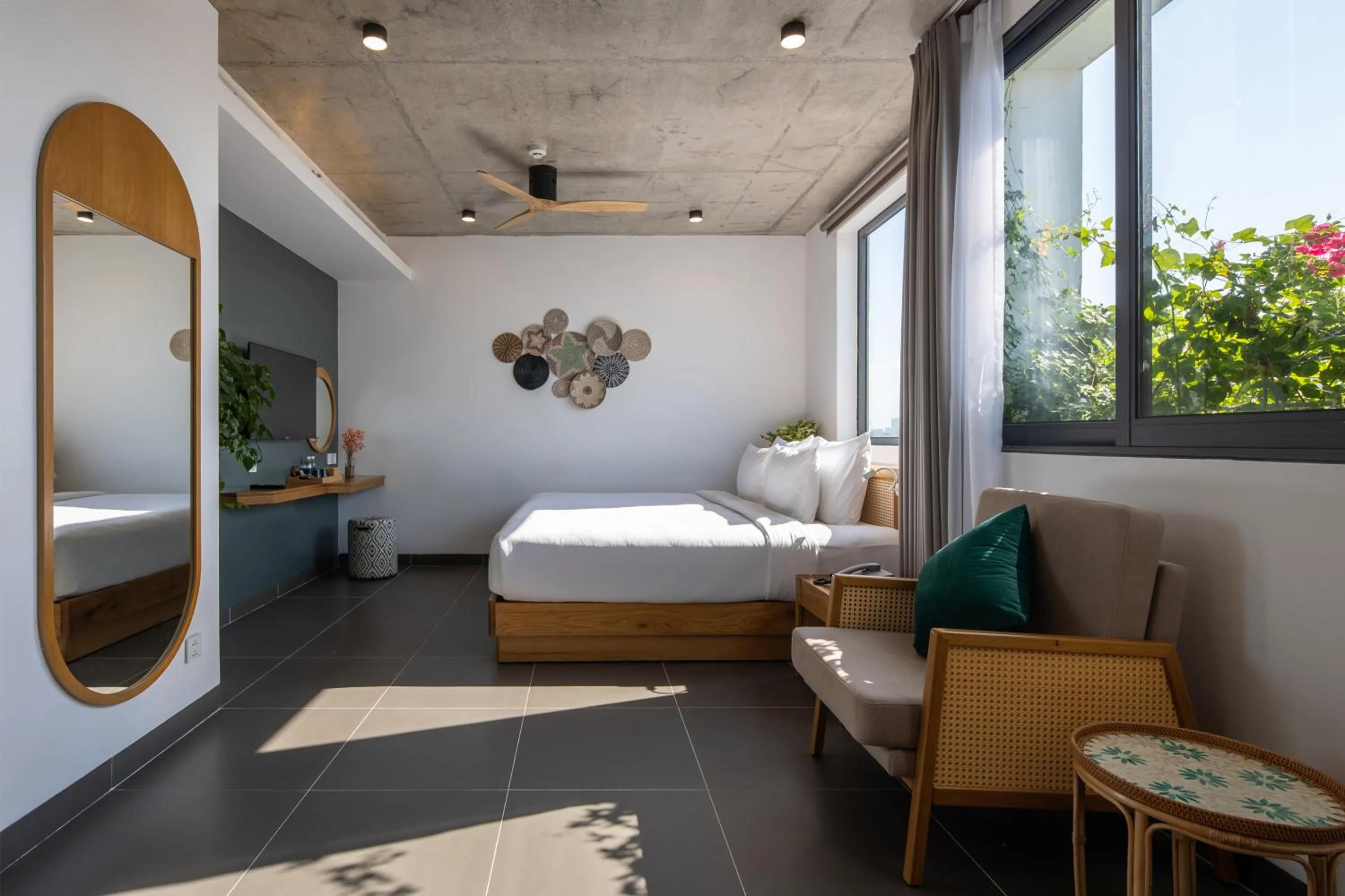 Bed in Leaf Beachfront Hotel Da Nang