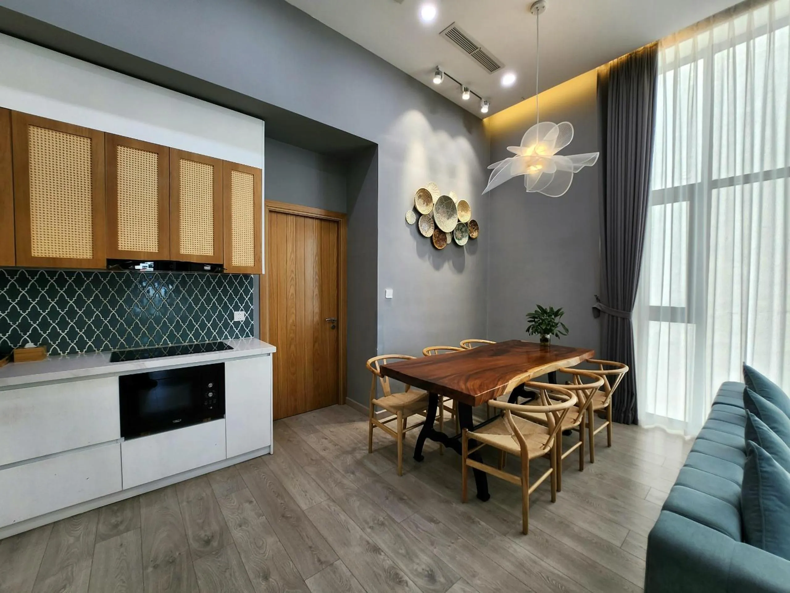 Leaf Beachfront Hotel Da Nang