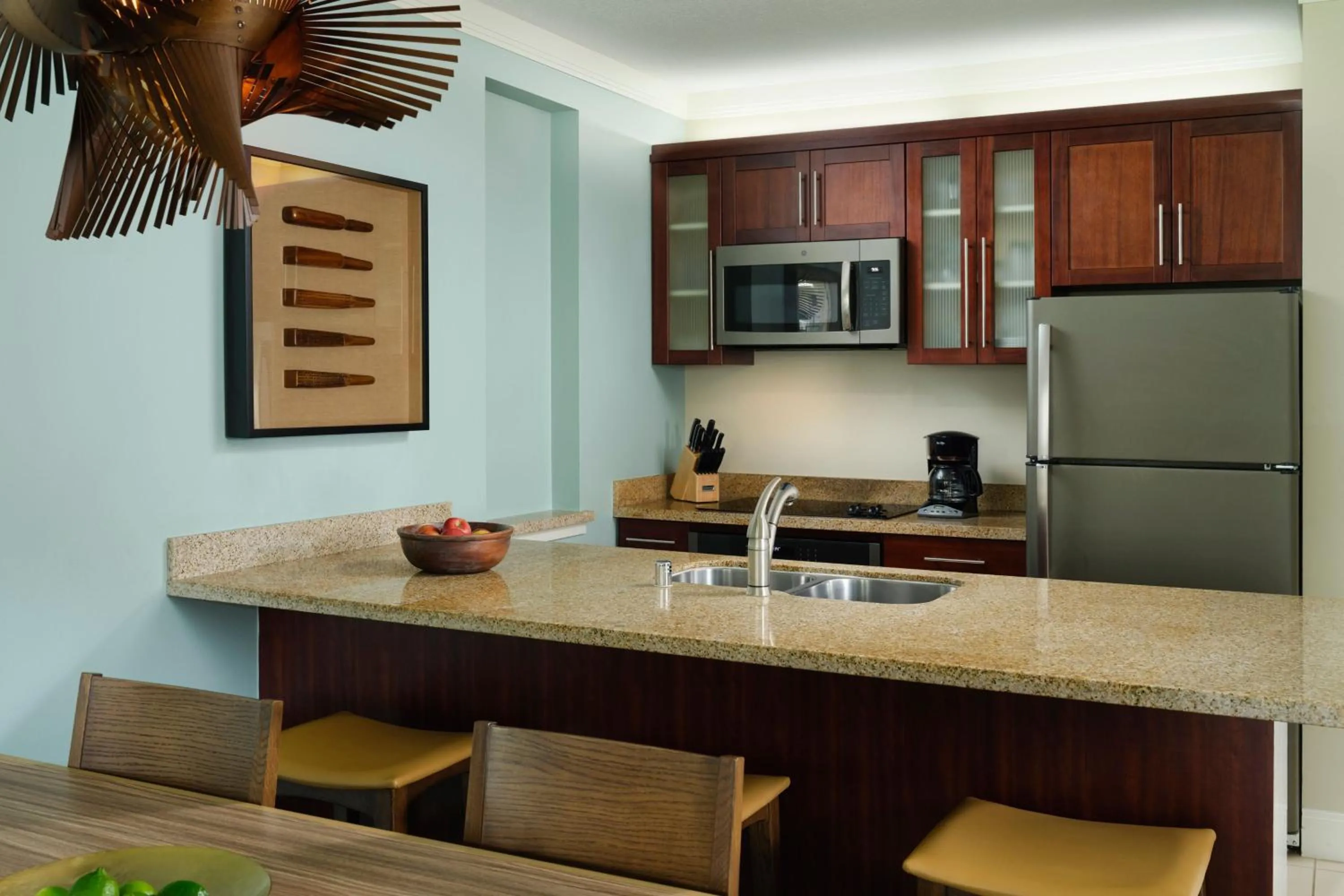 Kitchen or kitchenette in The Westin Ka'anapali Ocean Resort Villas North