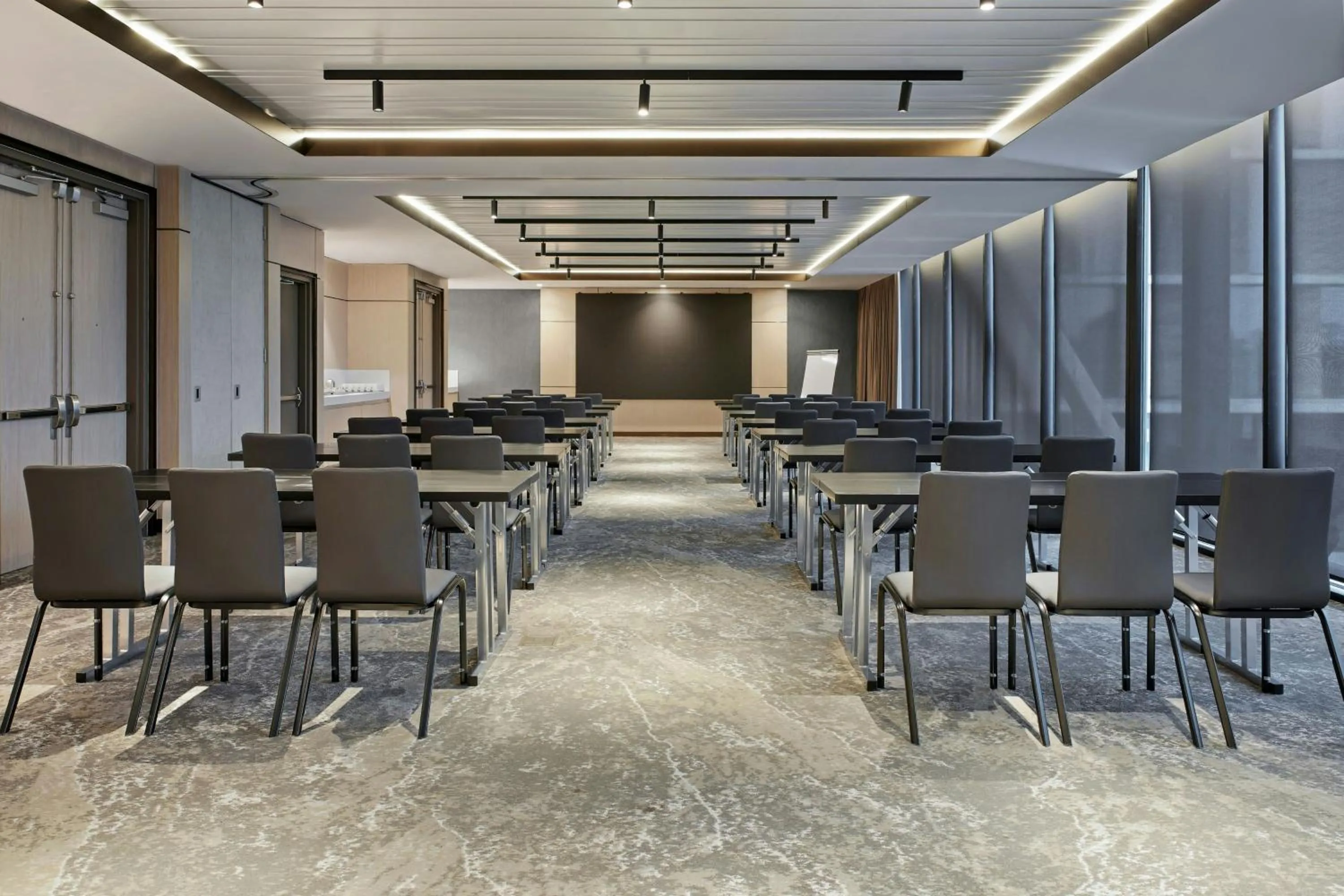Meeting/conference room in AC Hotel San Jose Airport Belen