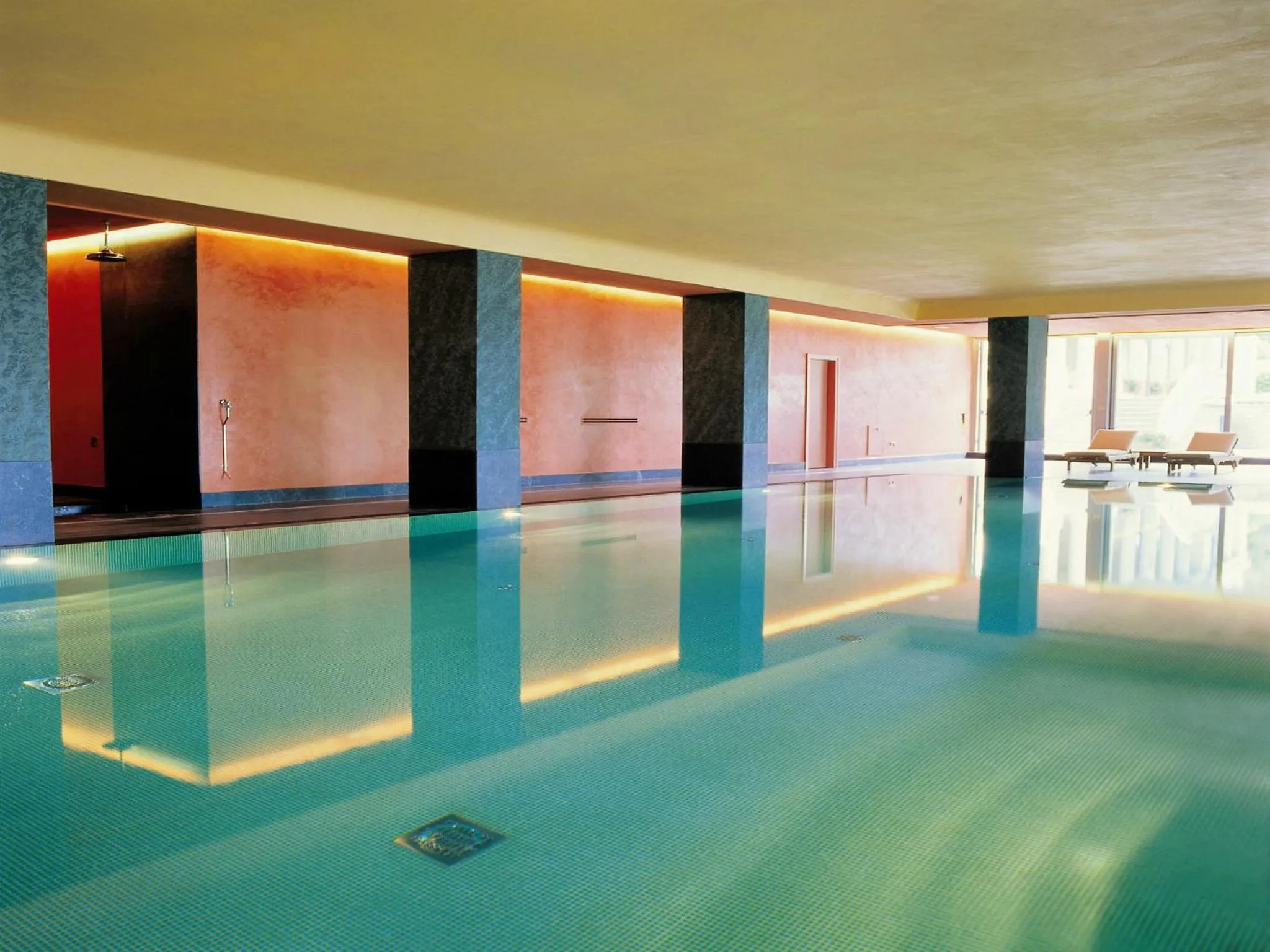 Swimming pool in Grand Hotel Majestic