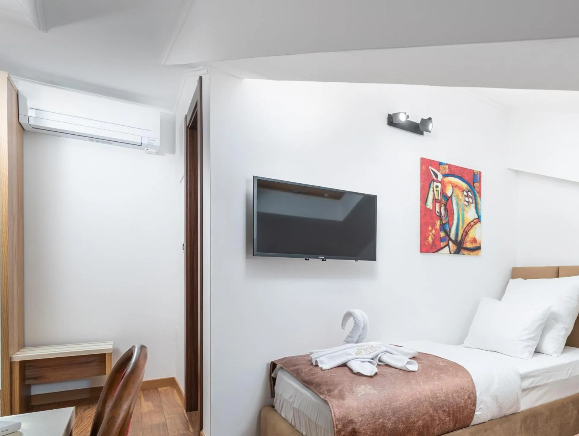 Bedroom, Bed in Hotel Dua Residence