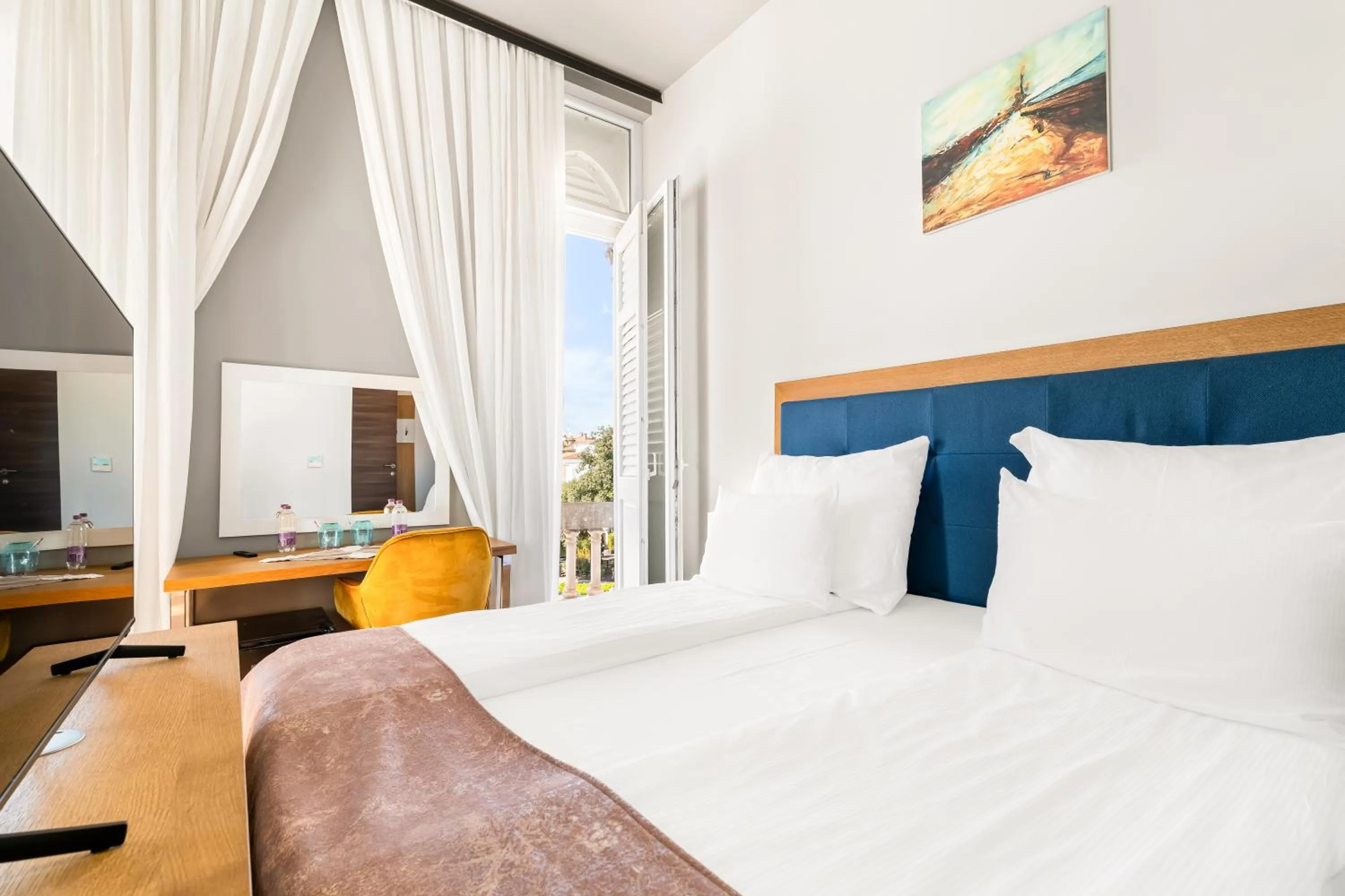 Photo of the whole room, Bed in Hotel Dua Residence