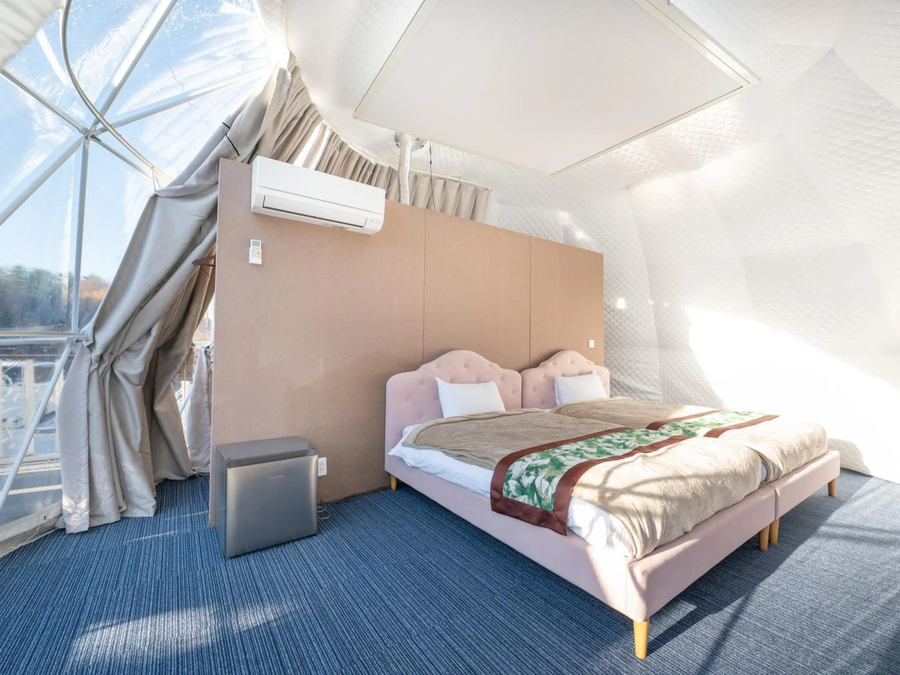 Photo of the whole room, Bed in Fuji Hoshizorano Mura Tabist