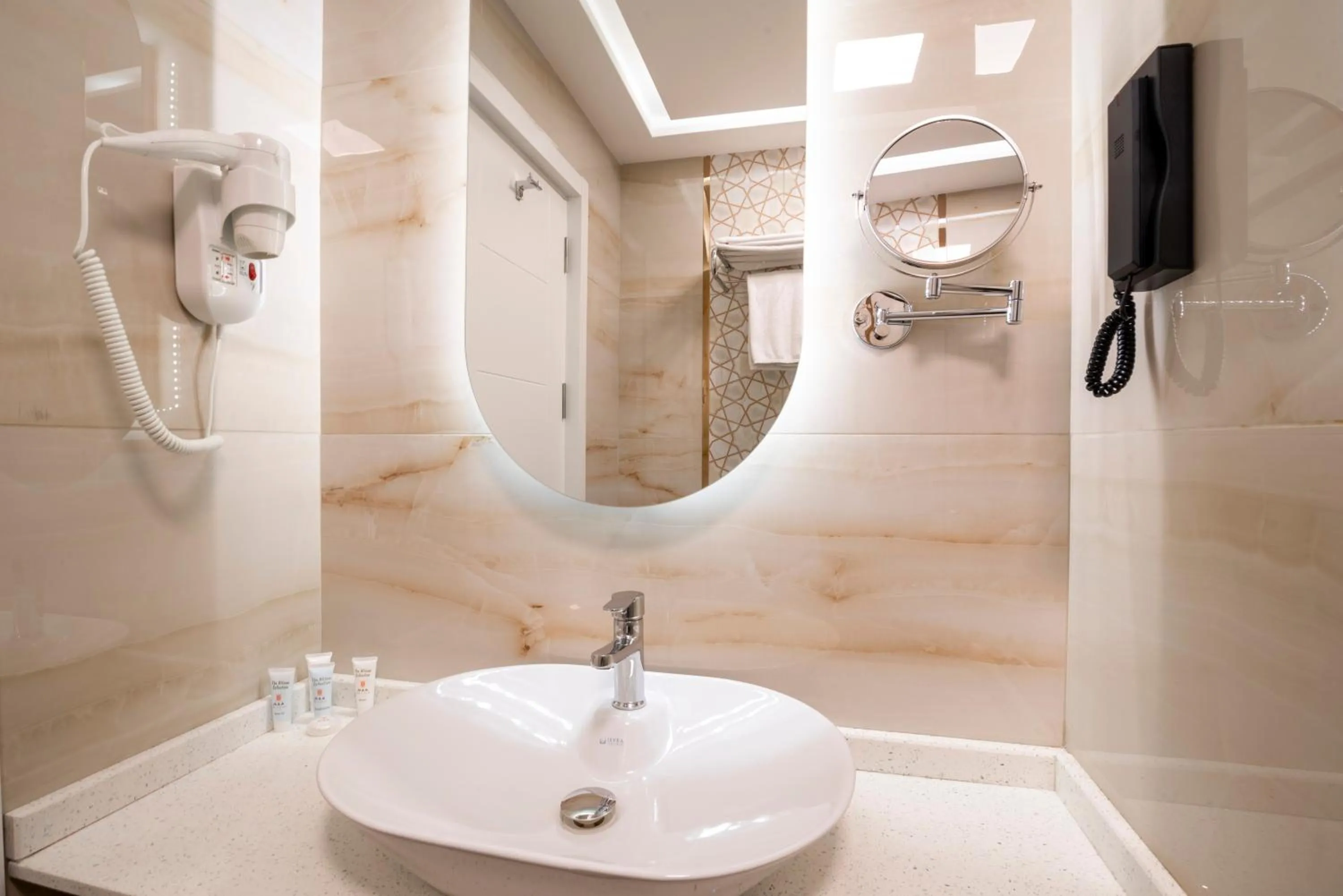 Bathroom in MAA Hotel and Suites - Hurlingham, Nairobi